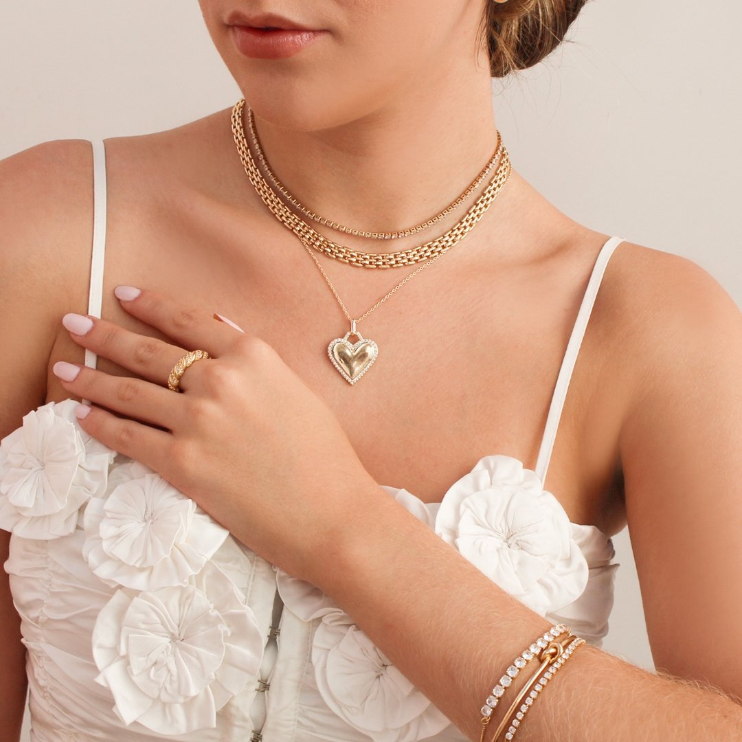 COLAR CLARA PINGENTE CORAÇÃO ZIRCÔNIAS FOLHEADO A OURO 18K Dourado 2