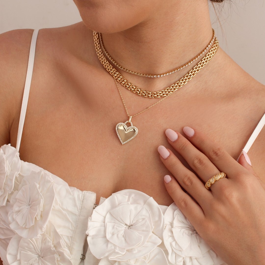 COLAR CLARA PINGENTE CORAÇÃO ZIRCÔNIAS FOLHEADO A OURO 18K Dourado 3