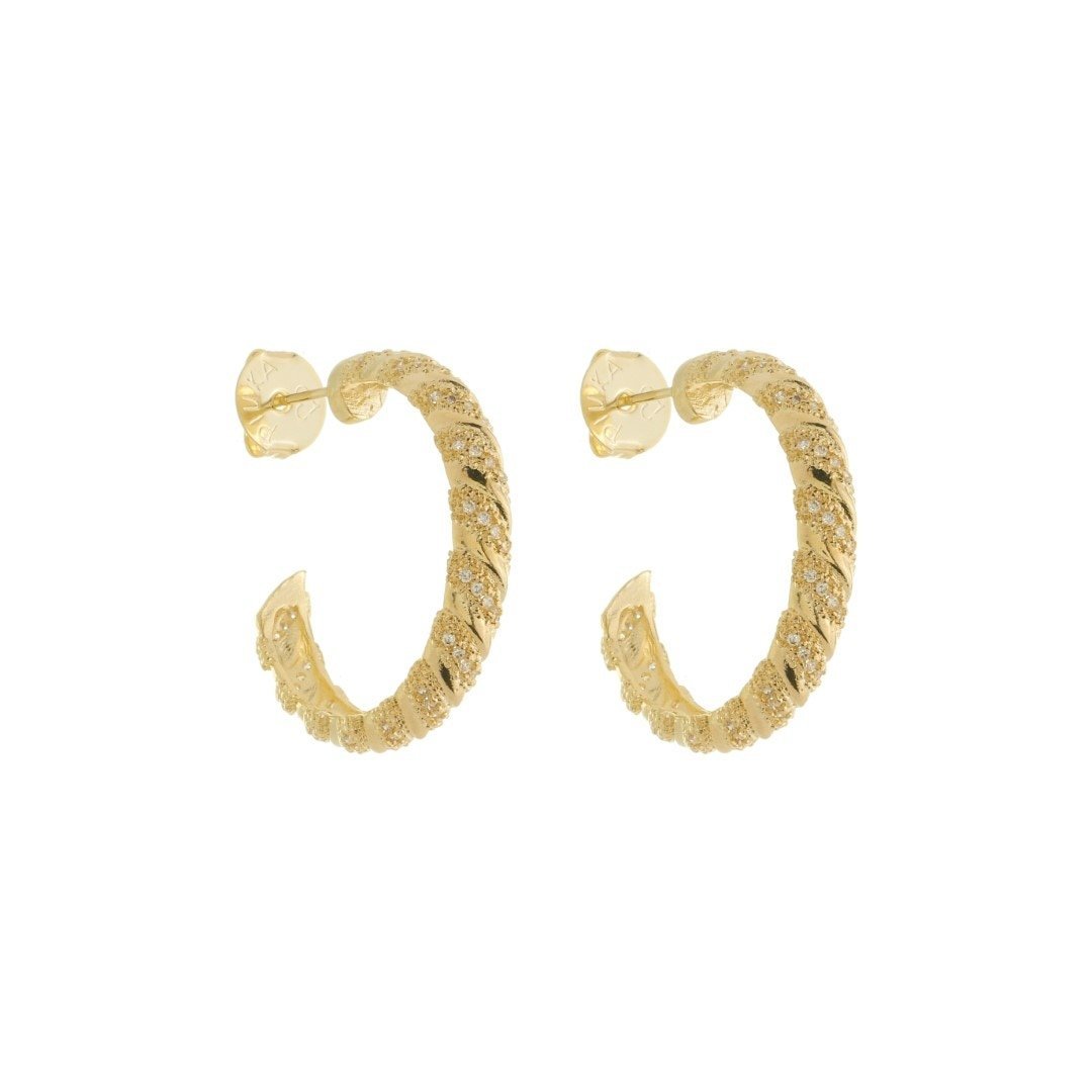 BRINCO DE ARGOLA MIA M ZIRCÔNIAS FOLHEADO A OURO 18K