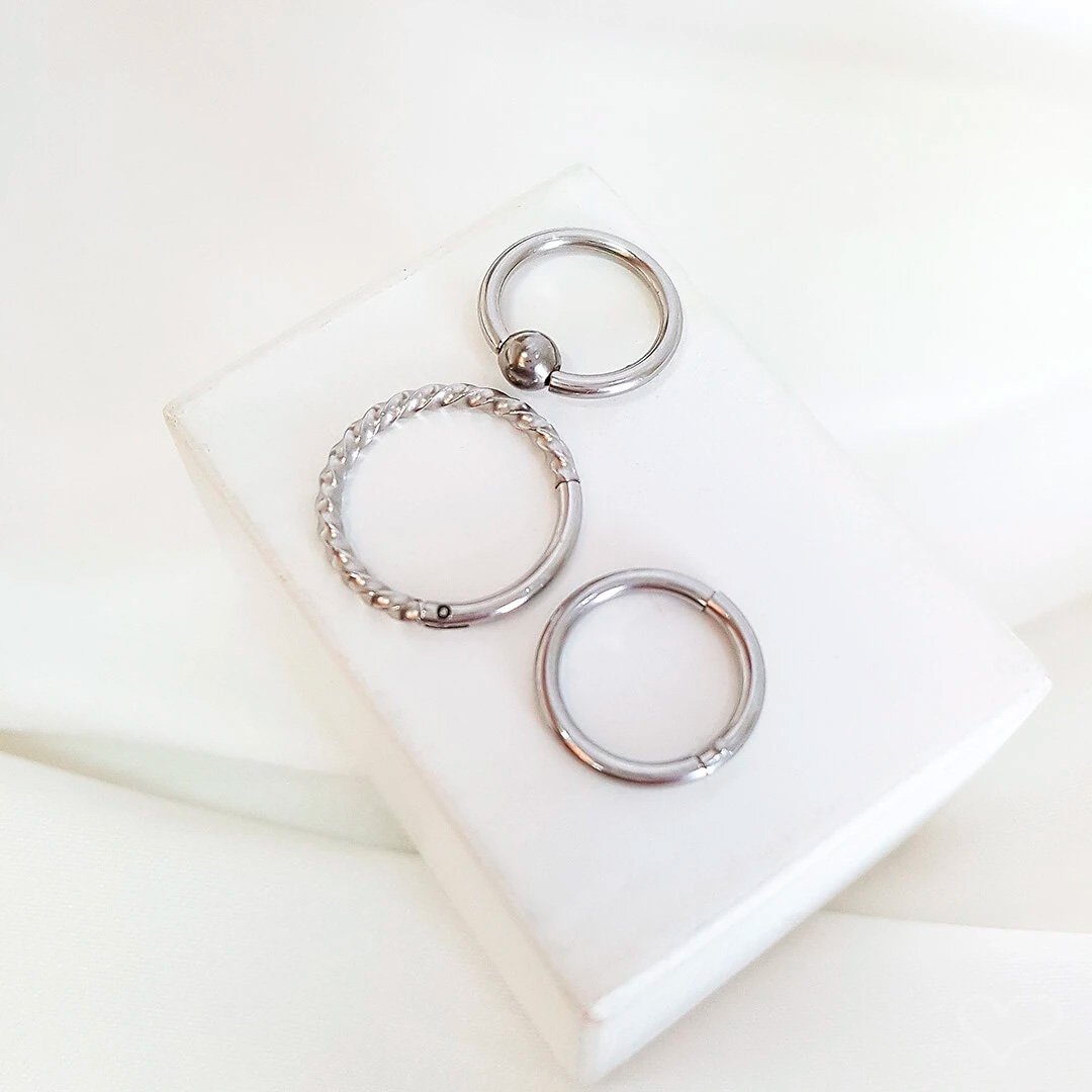 PIERCING DE FURO PIUKA NAYA ARGOLA SEGMENTO 8MM PRATA Prata 4