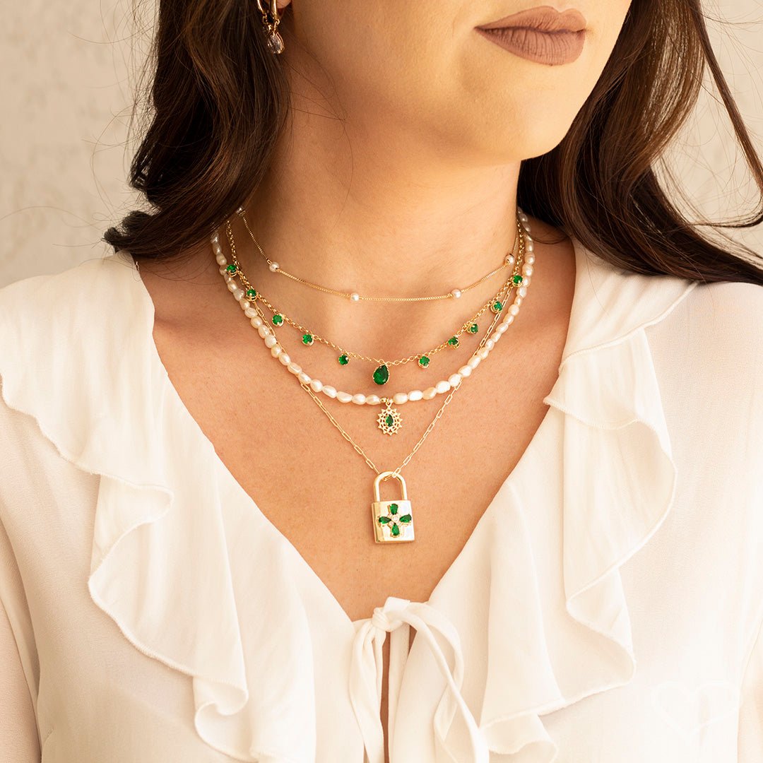CHOKER PIUKA ALANIS PÉROLAS FOLHEADO A OURO 18K Dourado 3