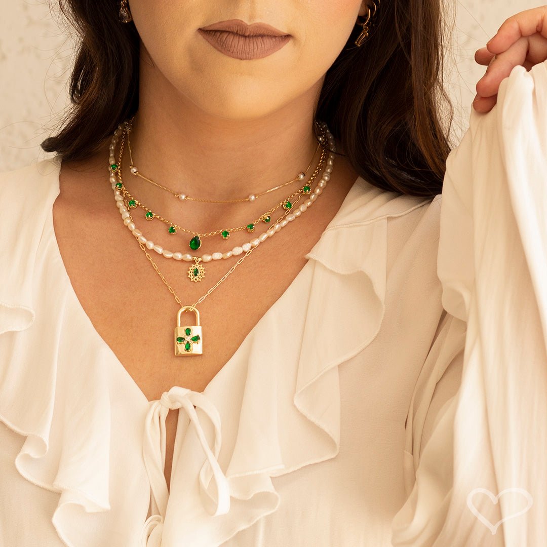 CHOKER PIUKA ALANIS PÉROLAS FOLHEADO A OURO 18K Dourado 4