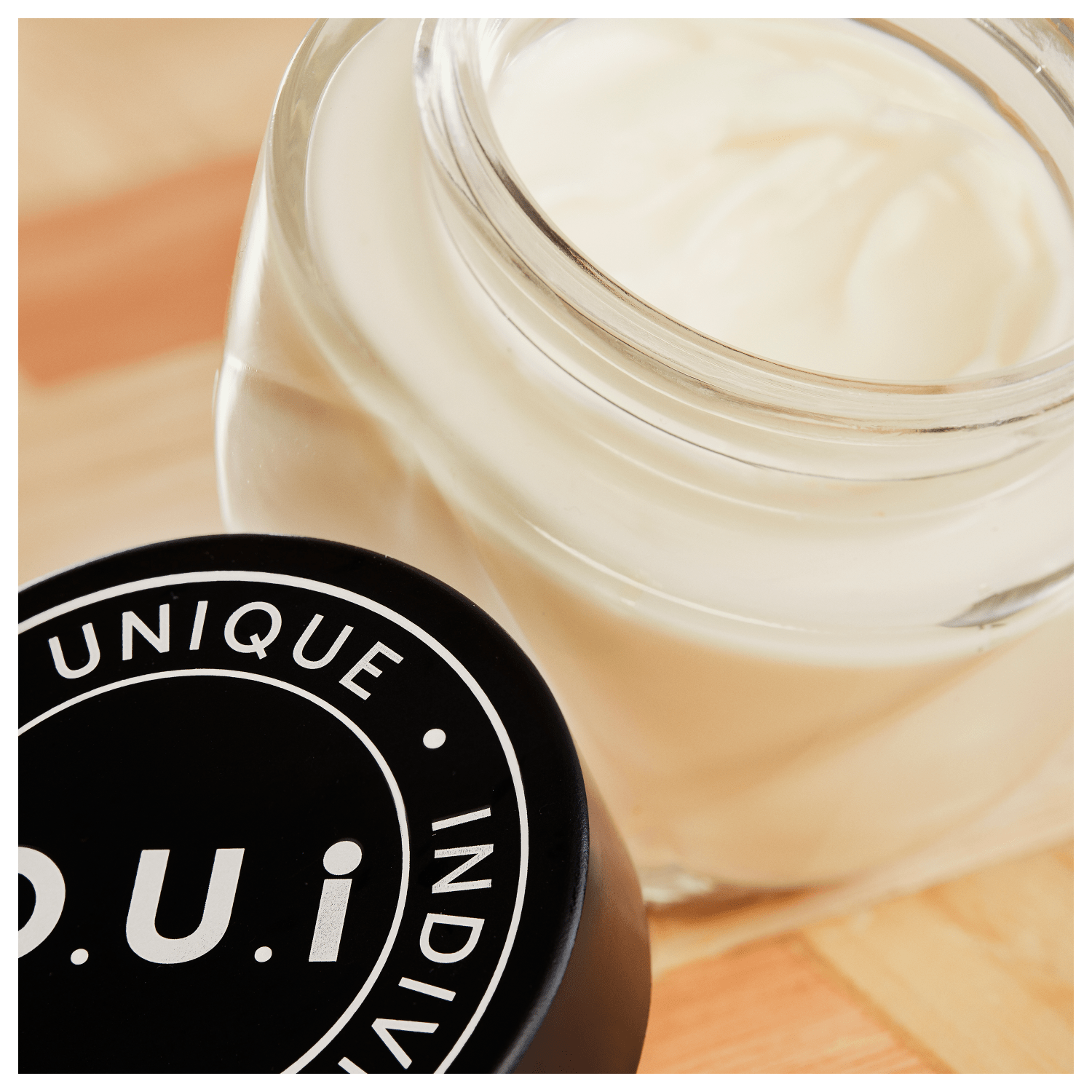 O.U.i Hidratante Desodorante Crème Riche L’Amour-Esse 142 200G 200g 4