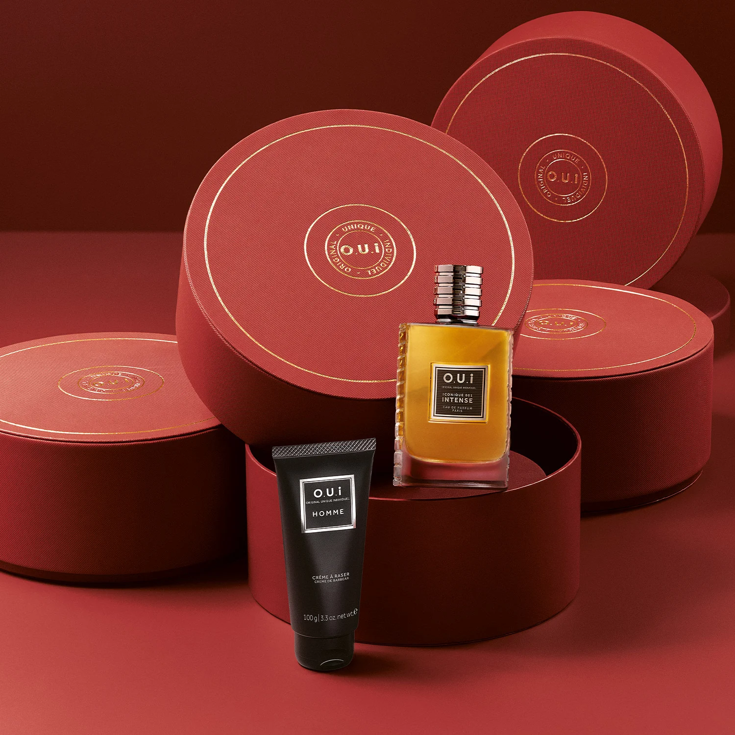 O.U.i Iconique 001 Kit Presentear Natal: Eau de Parfum 75ml + Creme de Barbear 100g ÚNICO 3