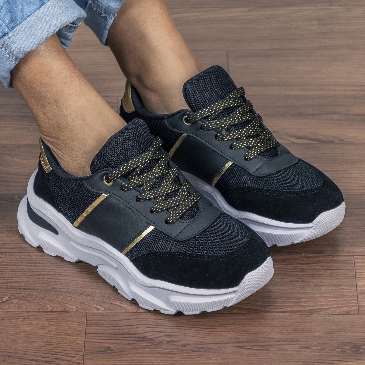 Tenis Feminino GuGi Casual Fiorella 622-GG Solado Antiderrapante Leve Para o Dia a Dia Preto 5