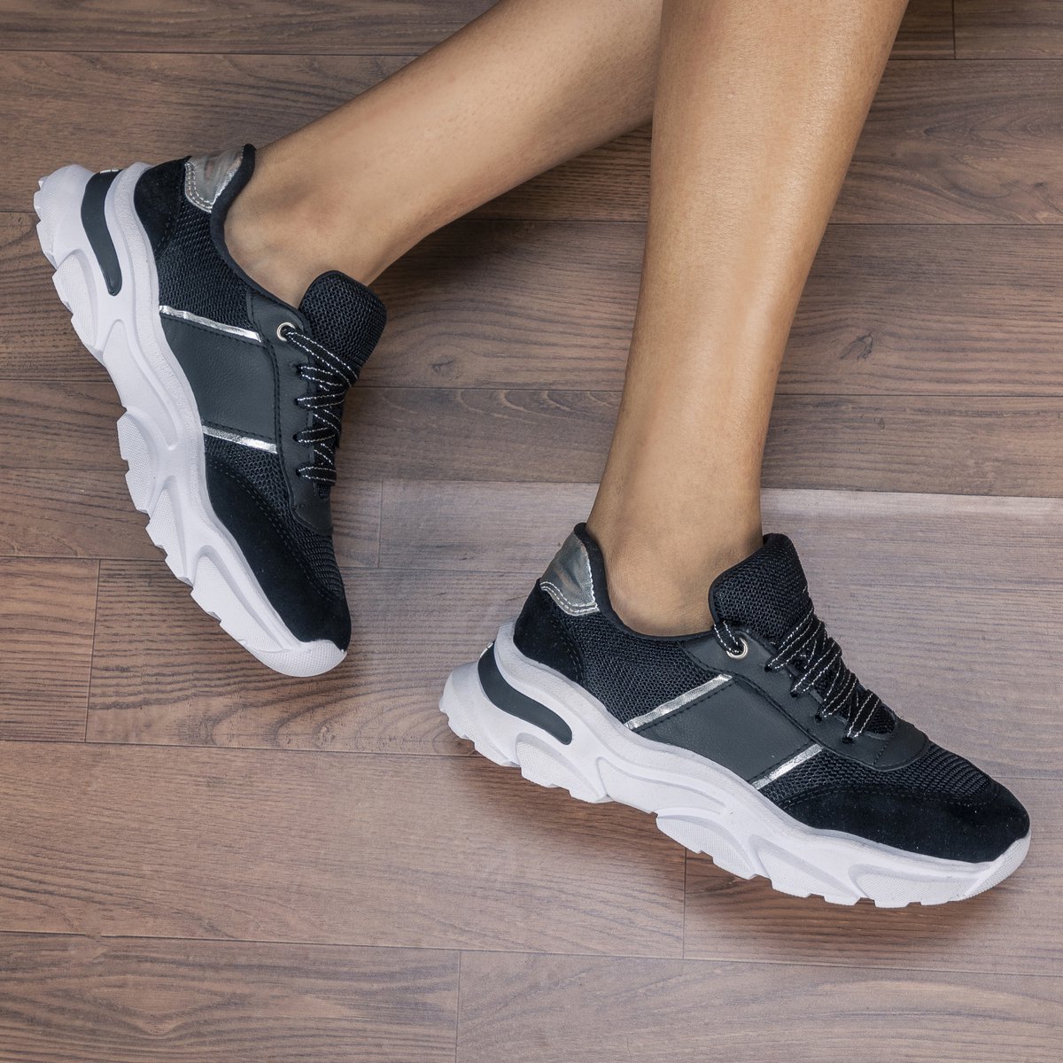 Tenis Feminino GuGi Casual Fiorella 622-GG Solado Antiderrapante Leve Para o Dia a Dia Preto 7