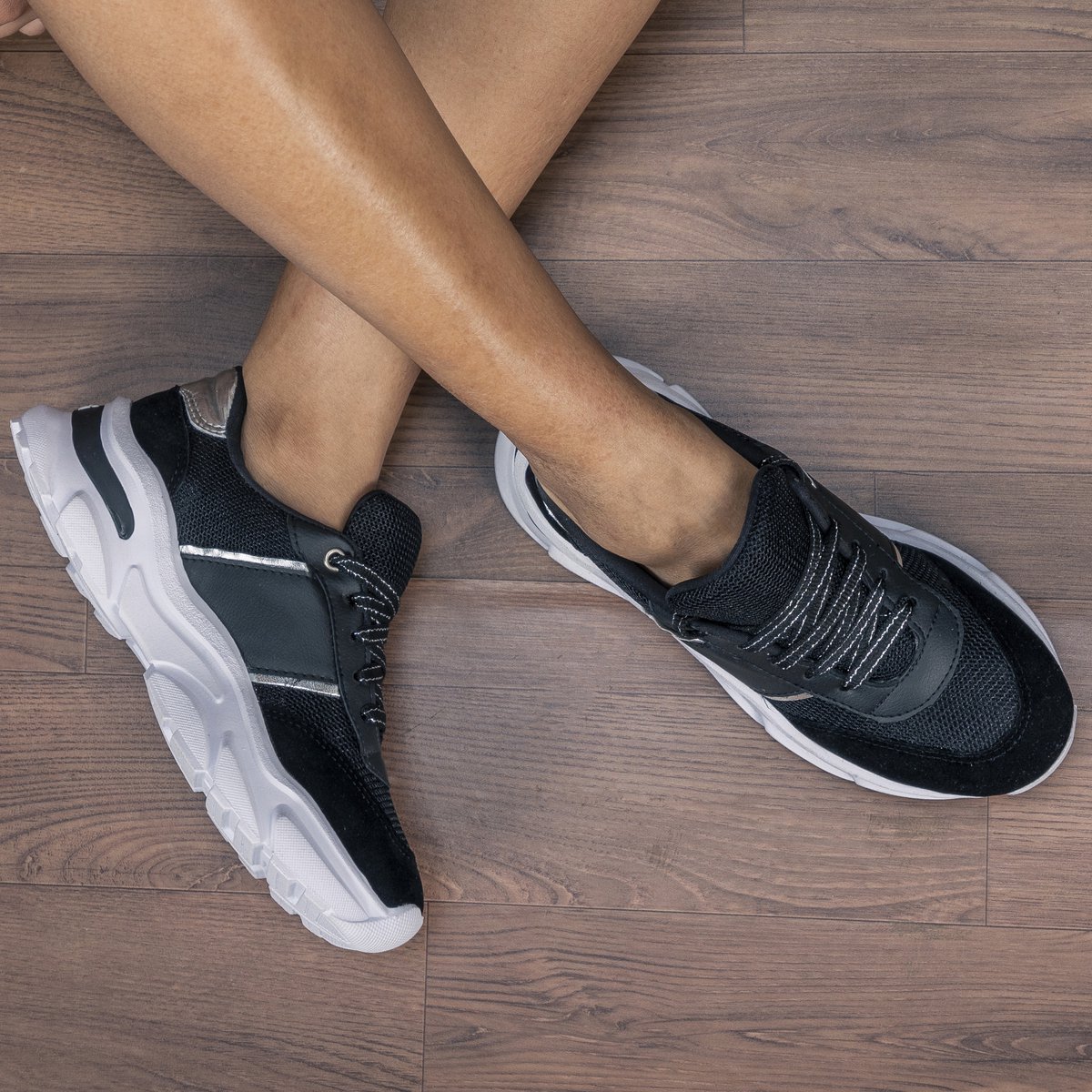 Tenis Feminino GuGi Casual Fiorella 622-GG Solado Antiderrapante Leve Para o Dia a Dia Preto 8