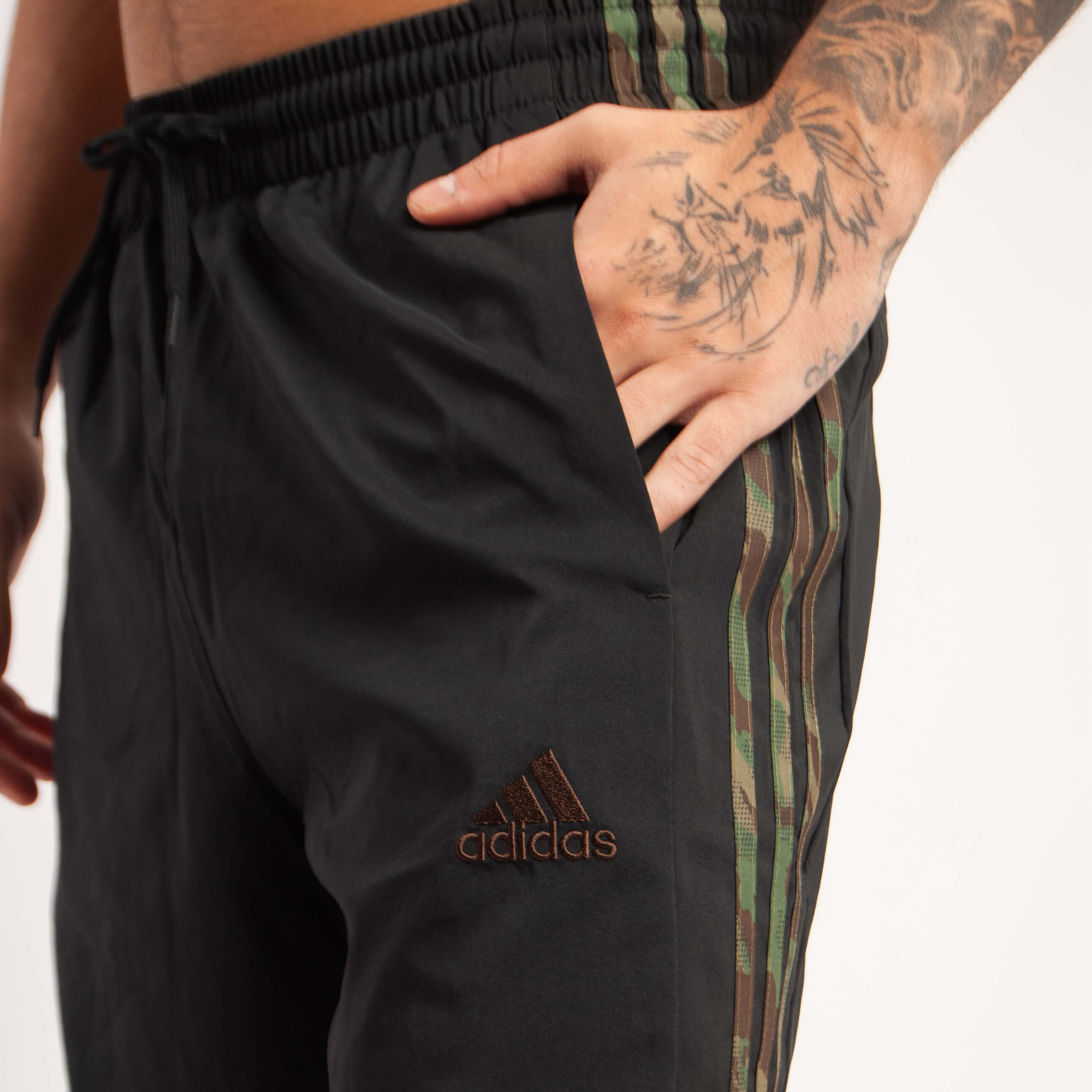 Shorts Adidas Sportswear Aeroready 3 Stripes Camo Preto 3
