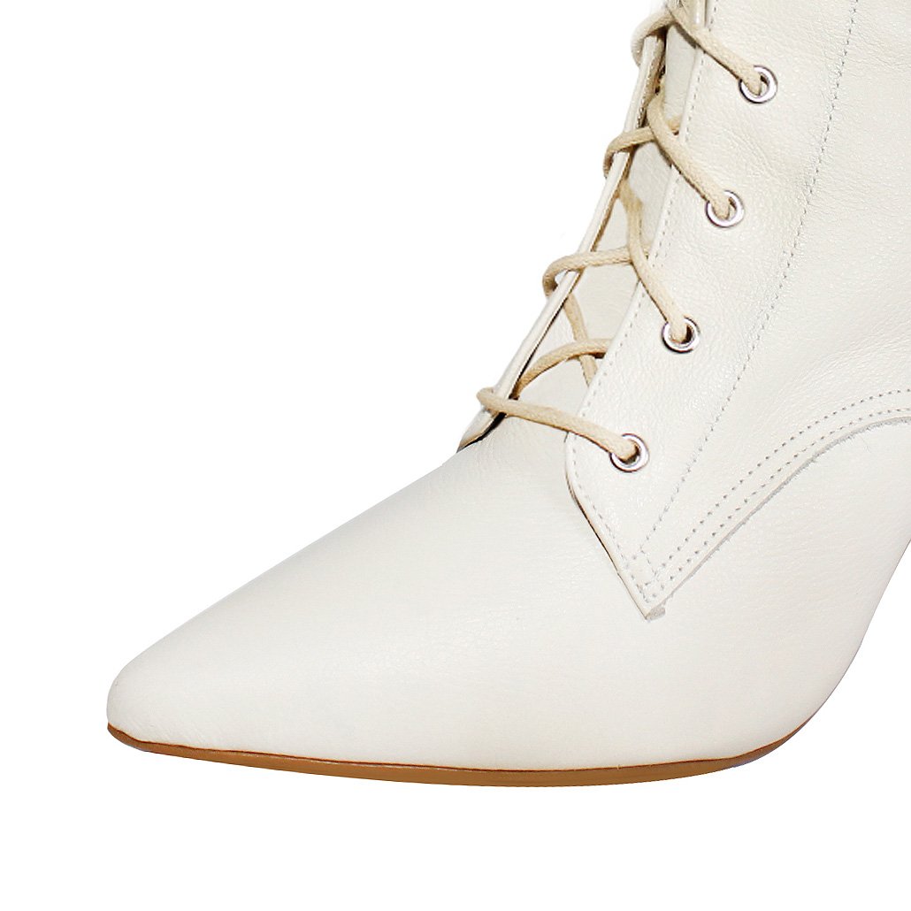 Bota Couro Legítimo Salto Alto Fino Cano Curto Bico Fino Luiza Sobreira Off White Mod. 2219 Branco 5