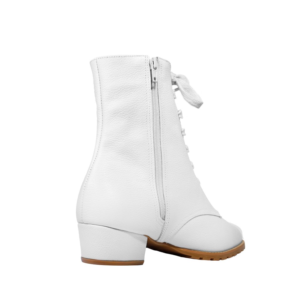 Bota Coturno Couro Legítimo Salto Baixo Grosso 3cm Cano Curto Bico Redondo Luiza Sobreira Off White Mod. 2216 Branco 4