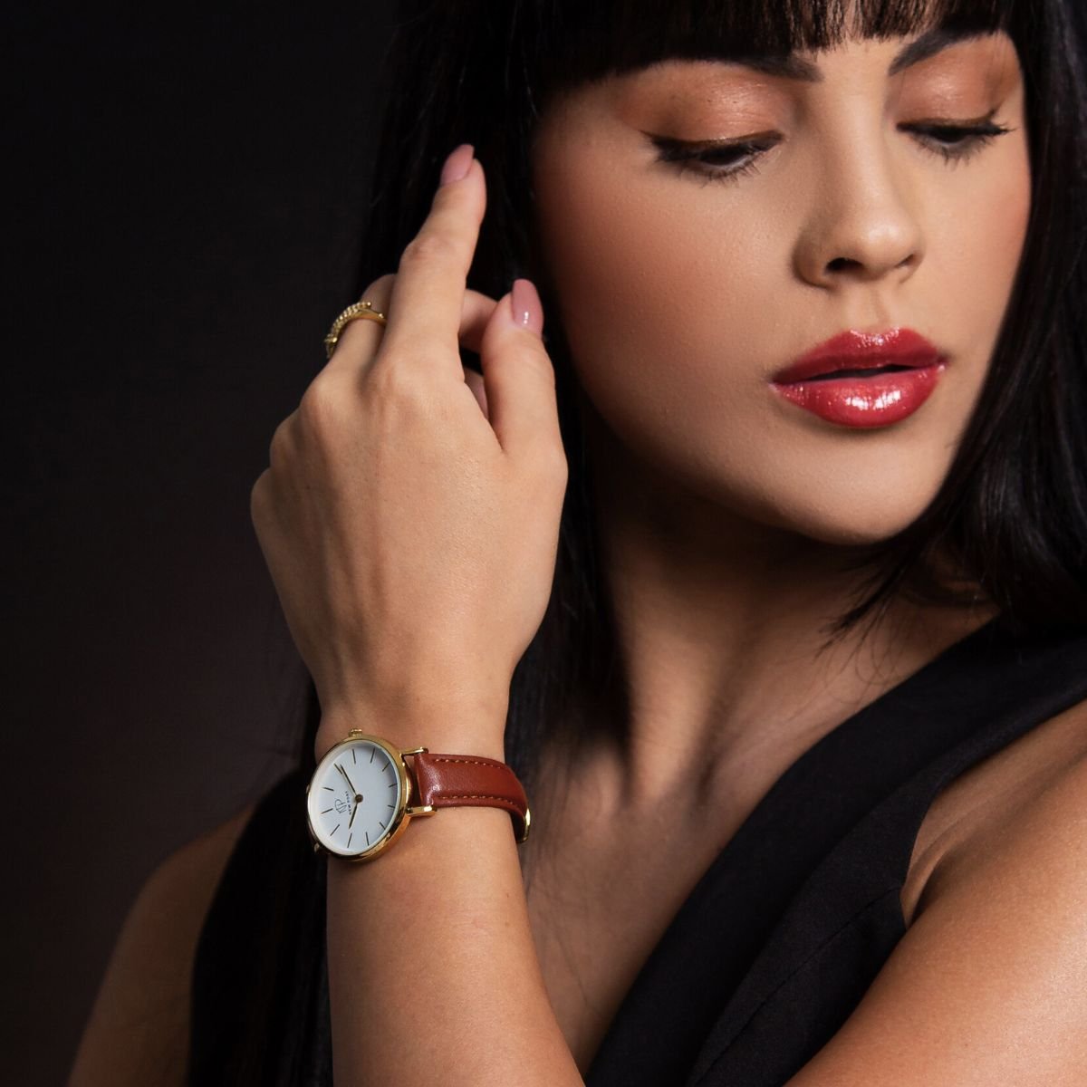 Relogio Feminino Analogico Pulseira Marrom Minimalista New Port 32mm Dourado 4