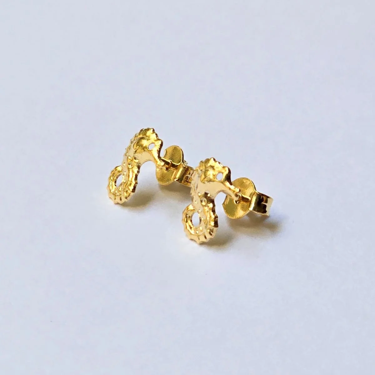 Brinco Banhado a Ouro 18k Feminino Cavalo Marinho Dourado Dourado 2