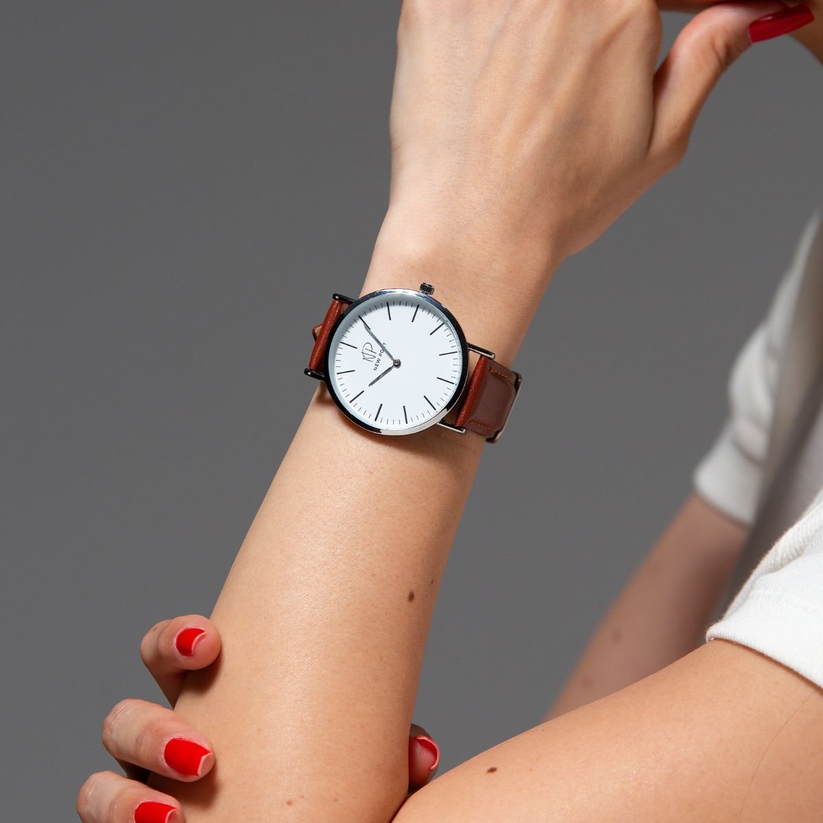 Relogio Feminino Classico Casual Grande Com Bracelete New Port Prata/Marrom 2