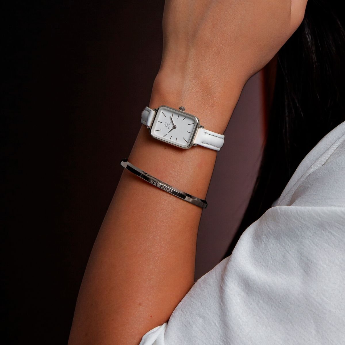 Relogio Feminino Quadrado Prateado New Port + Bracelete Ajustavel Branco 5