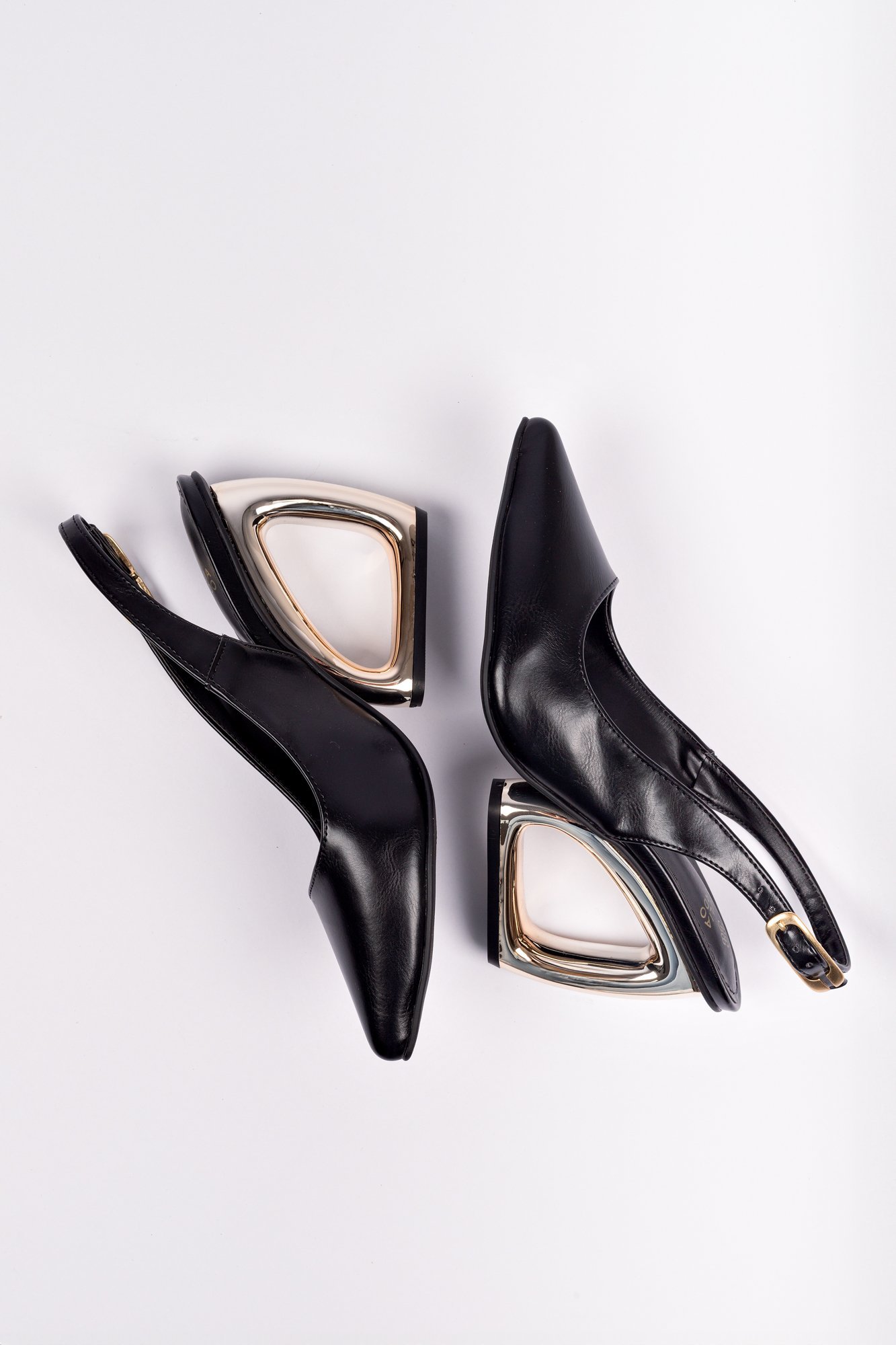 Scarpin Karina Salto Geométrico Preto 5