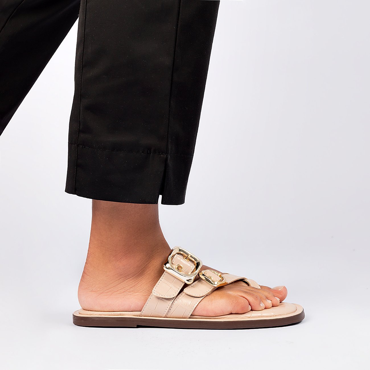 Sandália Rasteira Nancy Croco Bege 2