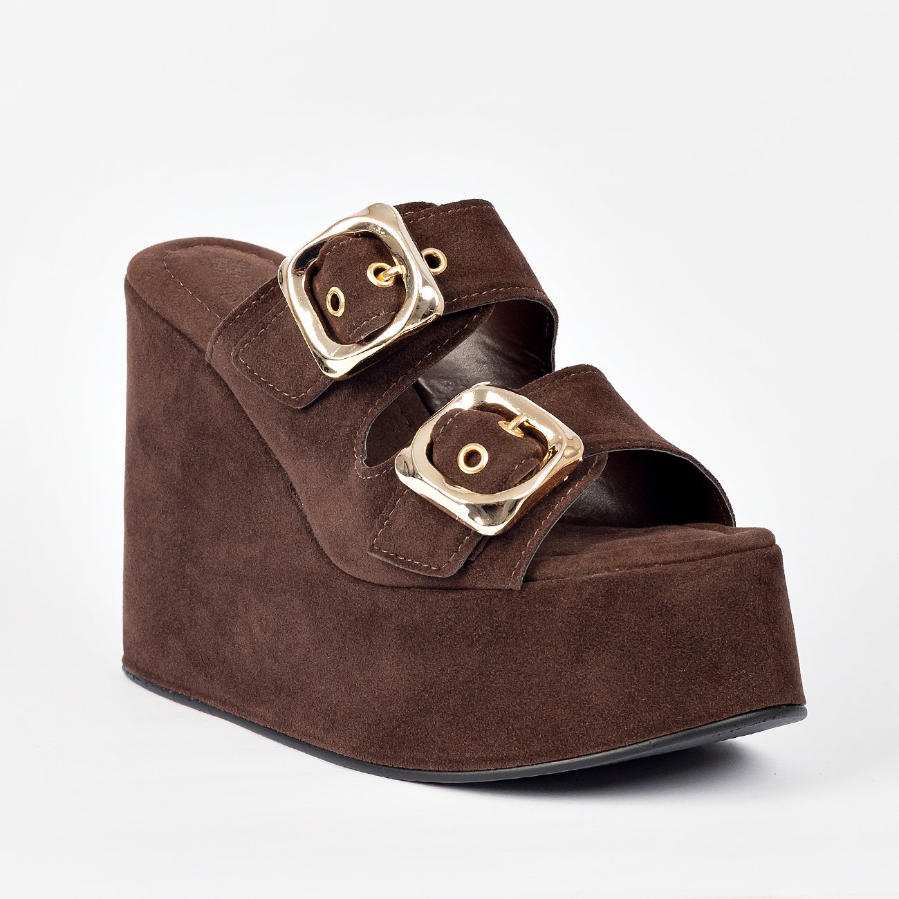 Tamanco Plataforma Cinthia em Camurça Marrom 2