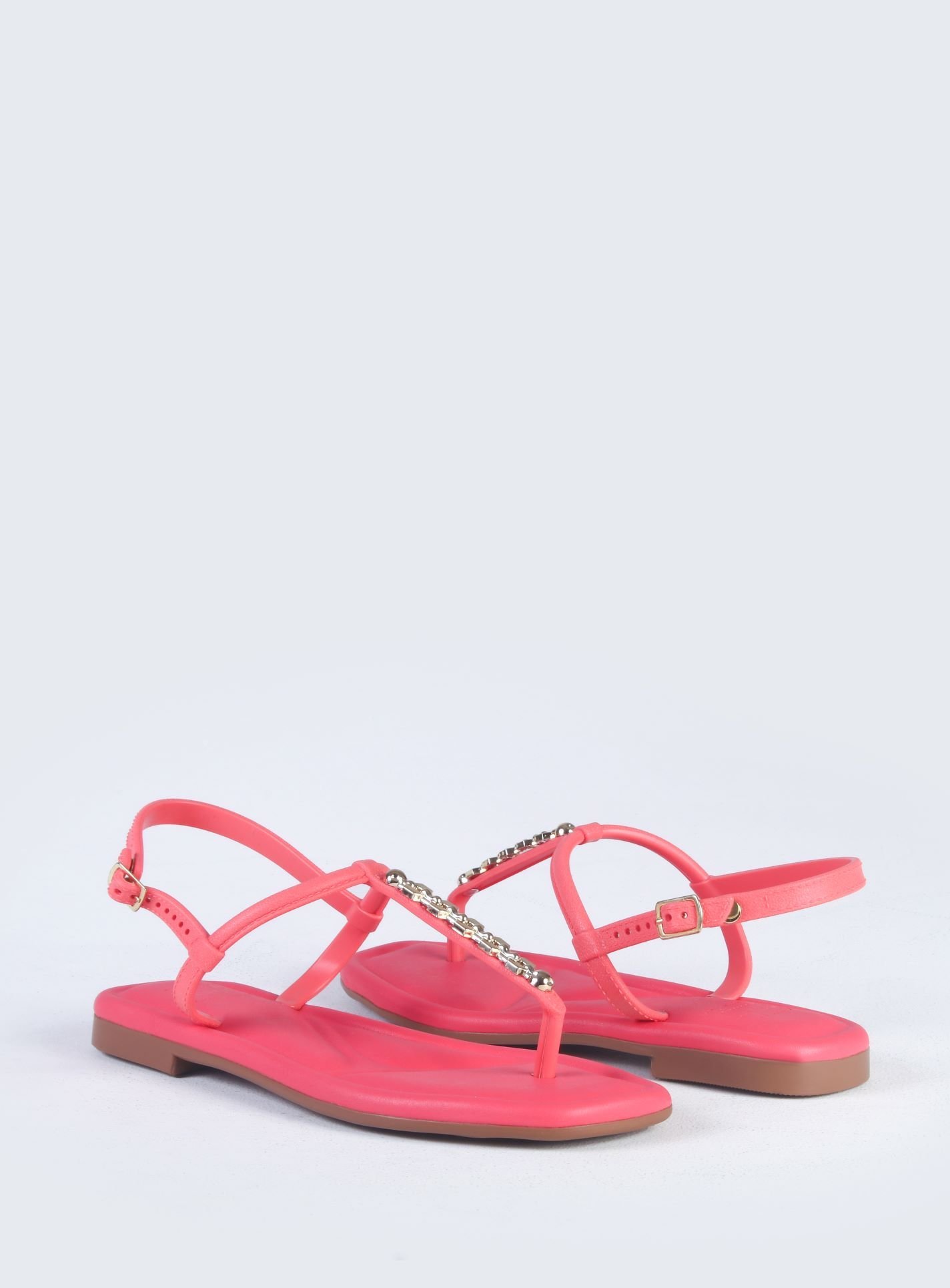 Sandália rasteira com enfeite corrente Rosa 3
