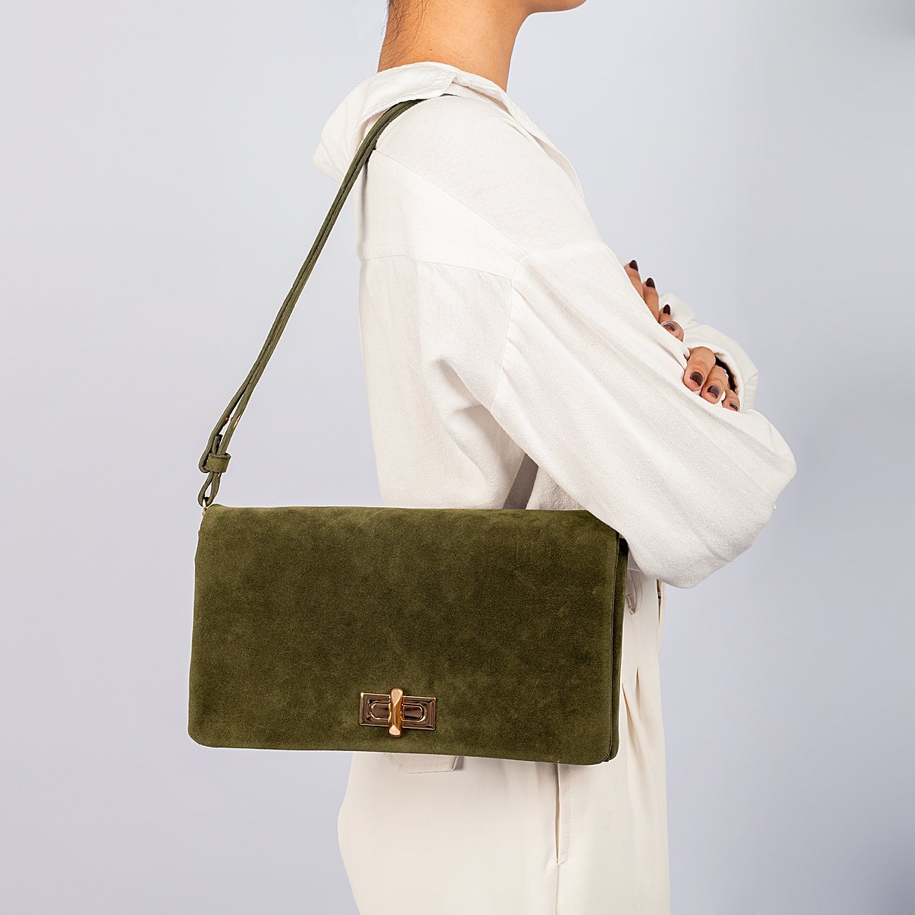 Bolsa Shoulder Bag Mavie em Camurça Verde 2