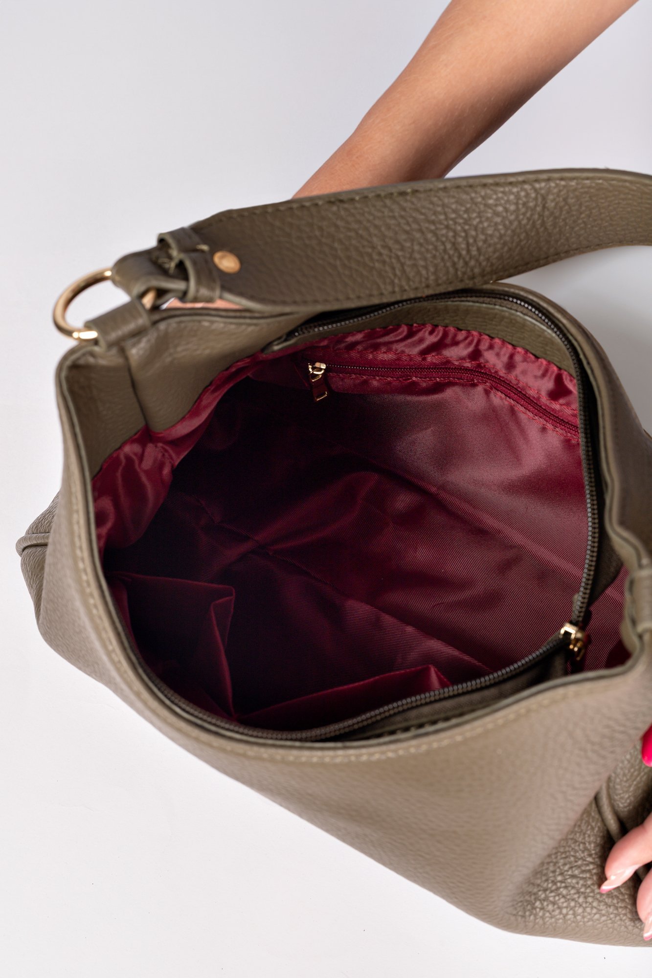 Bolsa Tiracolo Alana em PU Cinza 2