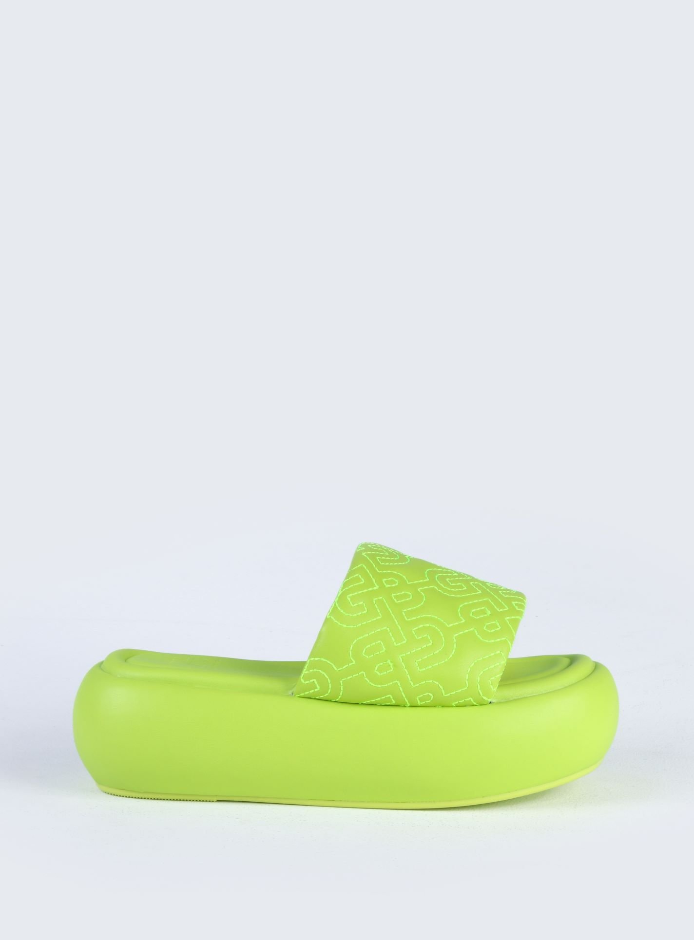 Sandália Plataforma com costura