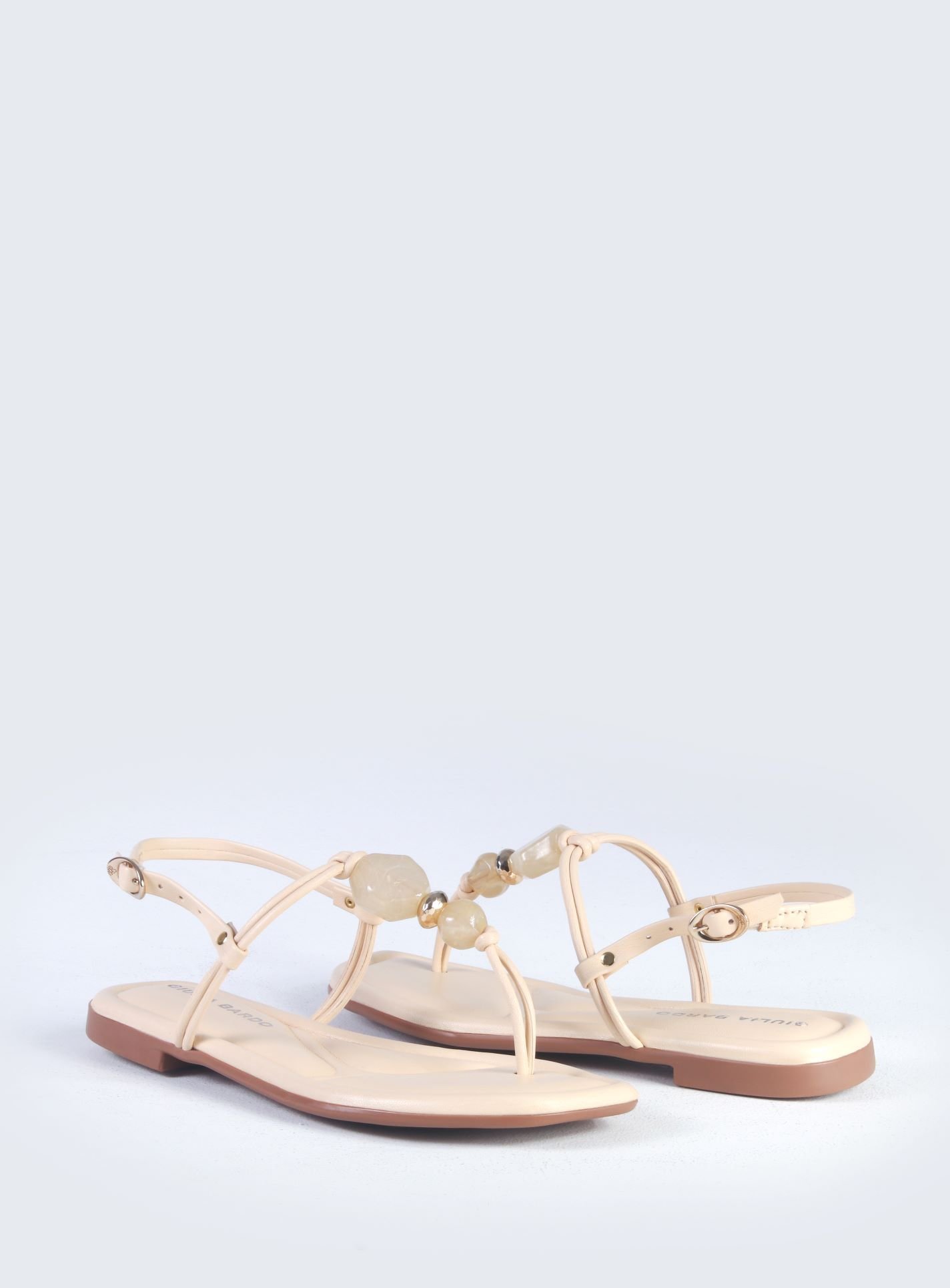 Sandália rasteira com pedrarias Bege 3