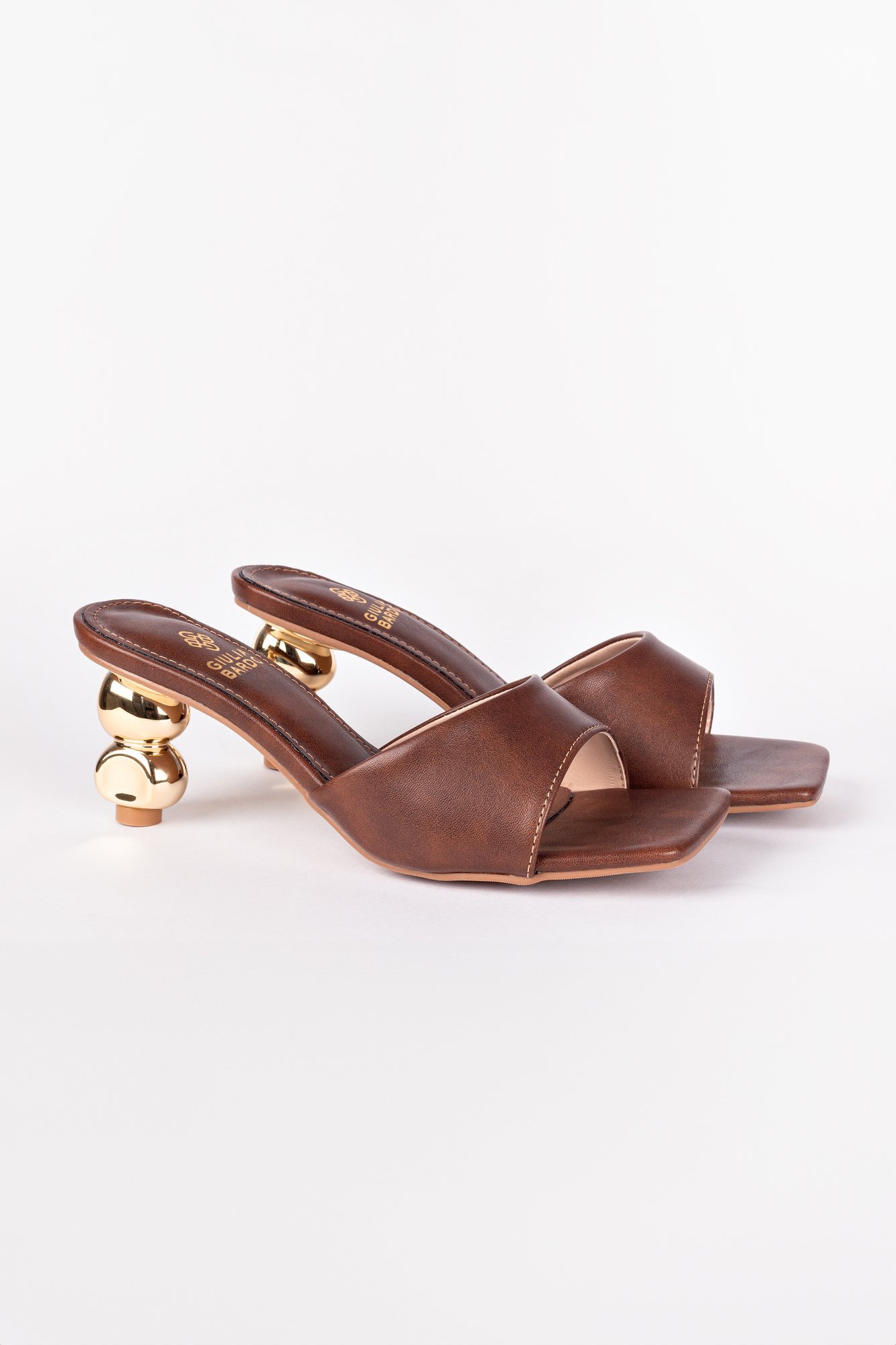 Tamanco Salto Cromado Bia Marrom 5