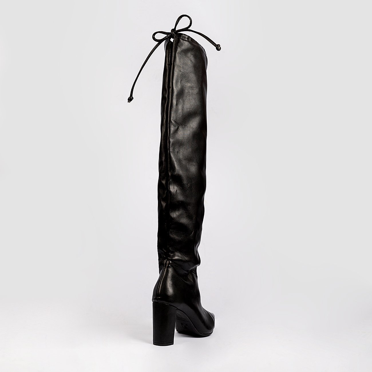 Bota Soraia Salto Fachete Napa Stretch Preto 3