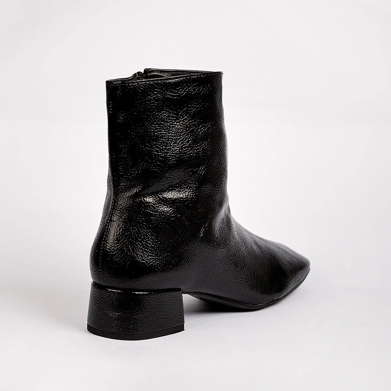Bota Aria Bloco Baixo Ziper Preto 2