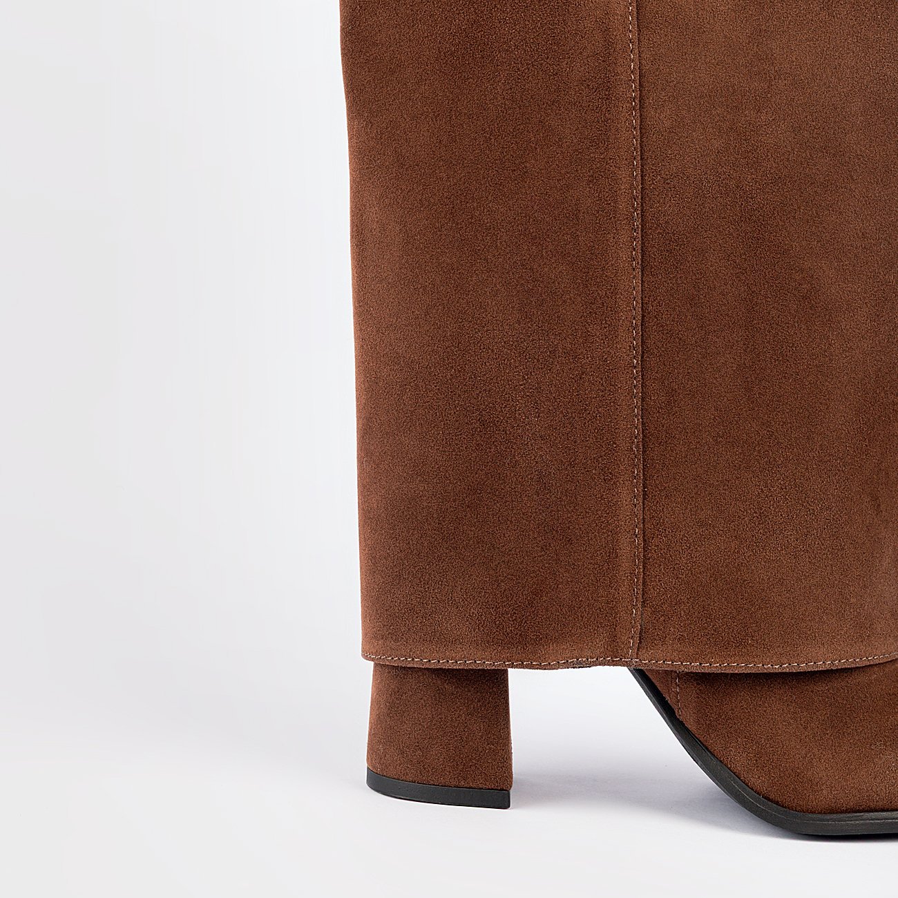 Bota Montaria Slouch Iven Marrom 8