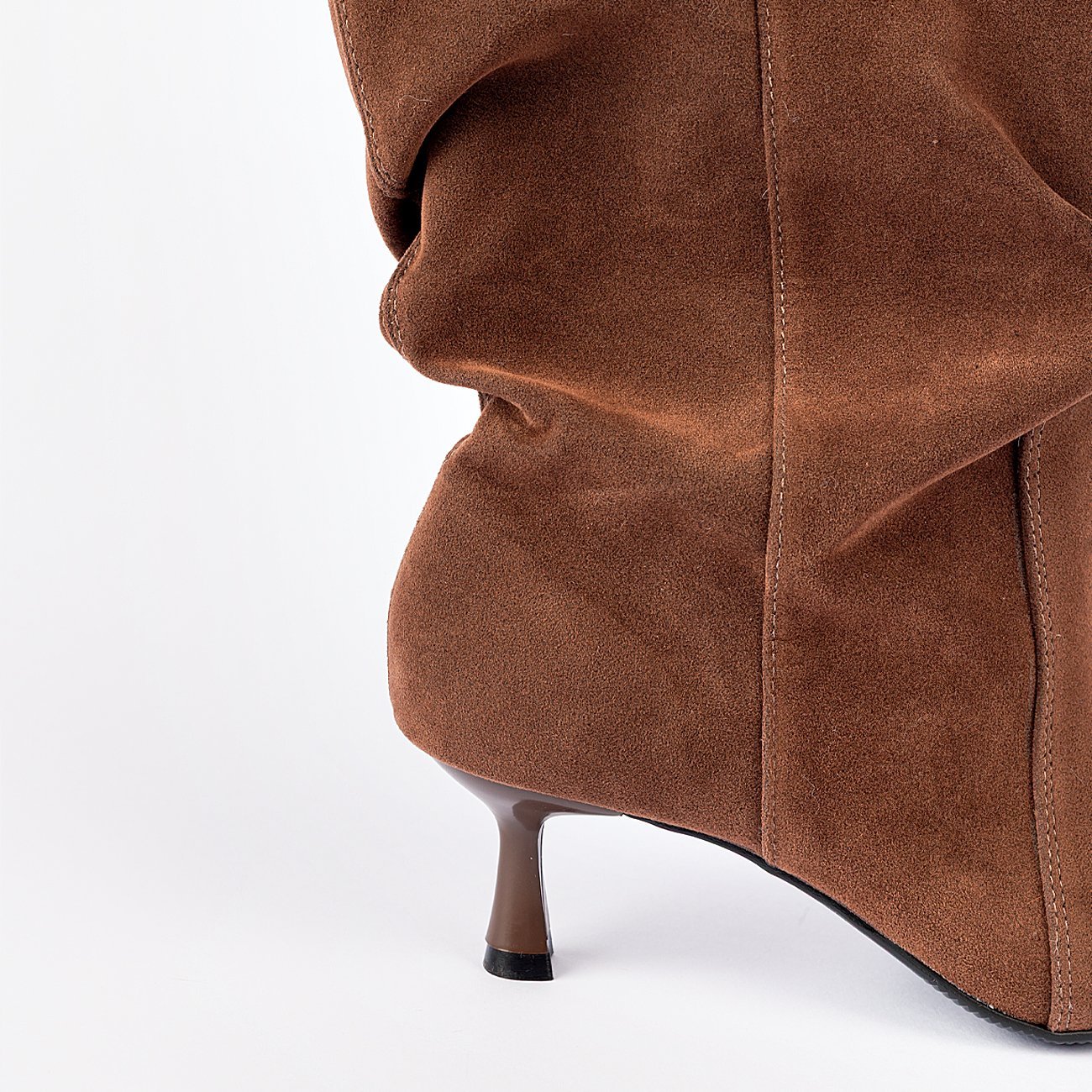 Bota Slouchy Lia Marrom 5