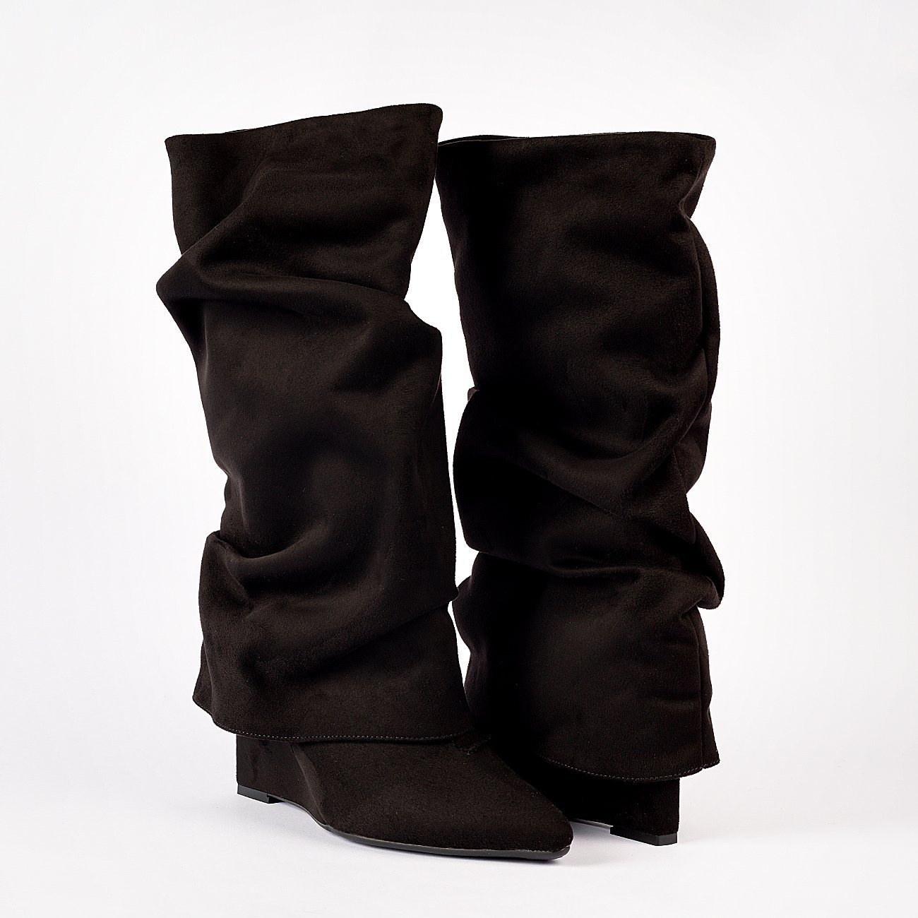 Bota Slouchy Veri Preto 4