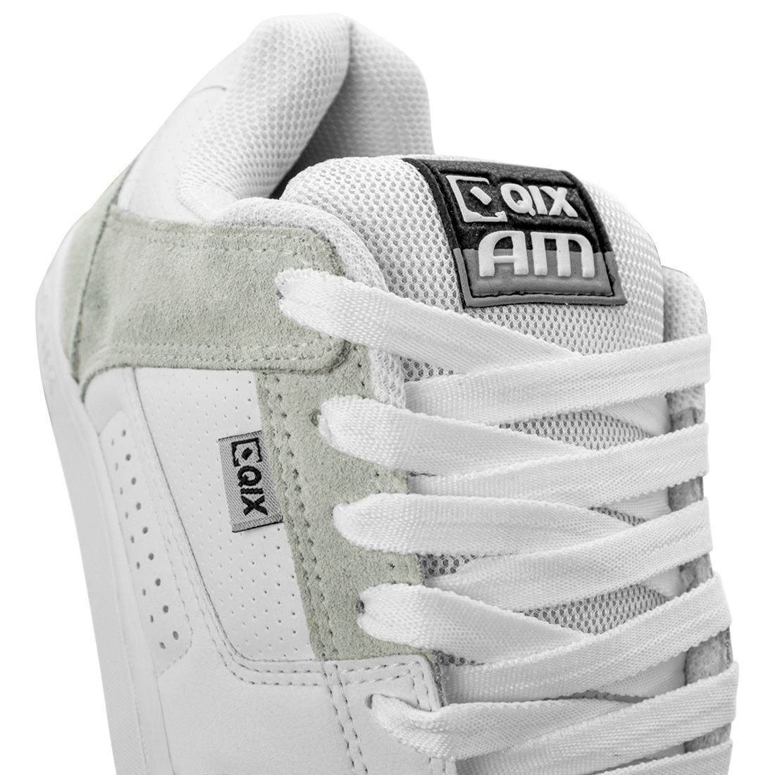 Tênis Qix Retrô AM Unissex | Branco Branco 6
