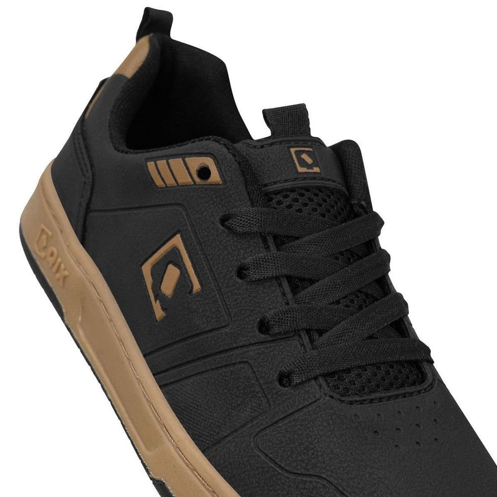 Tênis Qix Clash Unissex | Preto Caramelo Preto/Caramelo 6