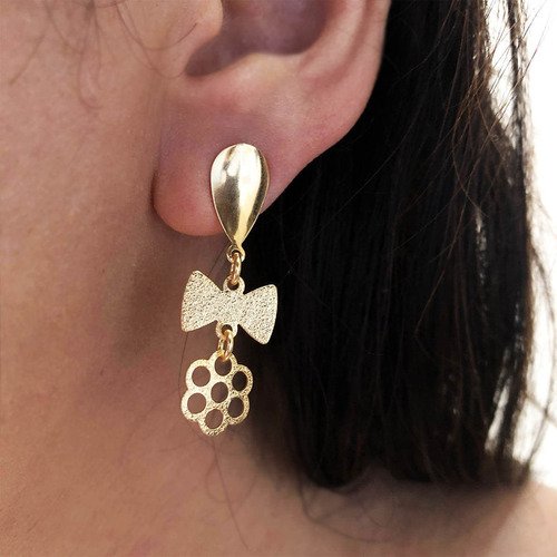 Brinco Pendulo Laco E Flor Banhado A Ouro 18k Dourado 2