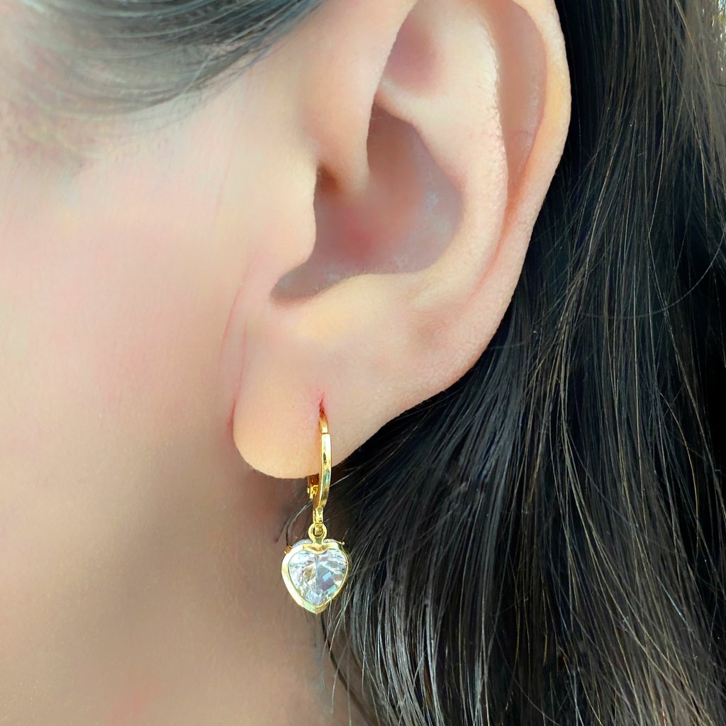 Brinco Argolinha de Encaixe Coracao de Zirconia Folheado a Ouro 18k Dourado 2