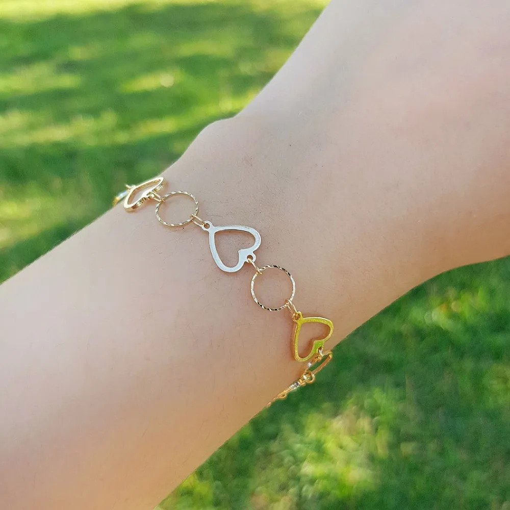 Pulseira Coracao Vazado e Argolinhas Banhada a Ouro 18K Dourado 2