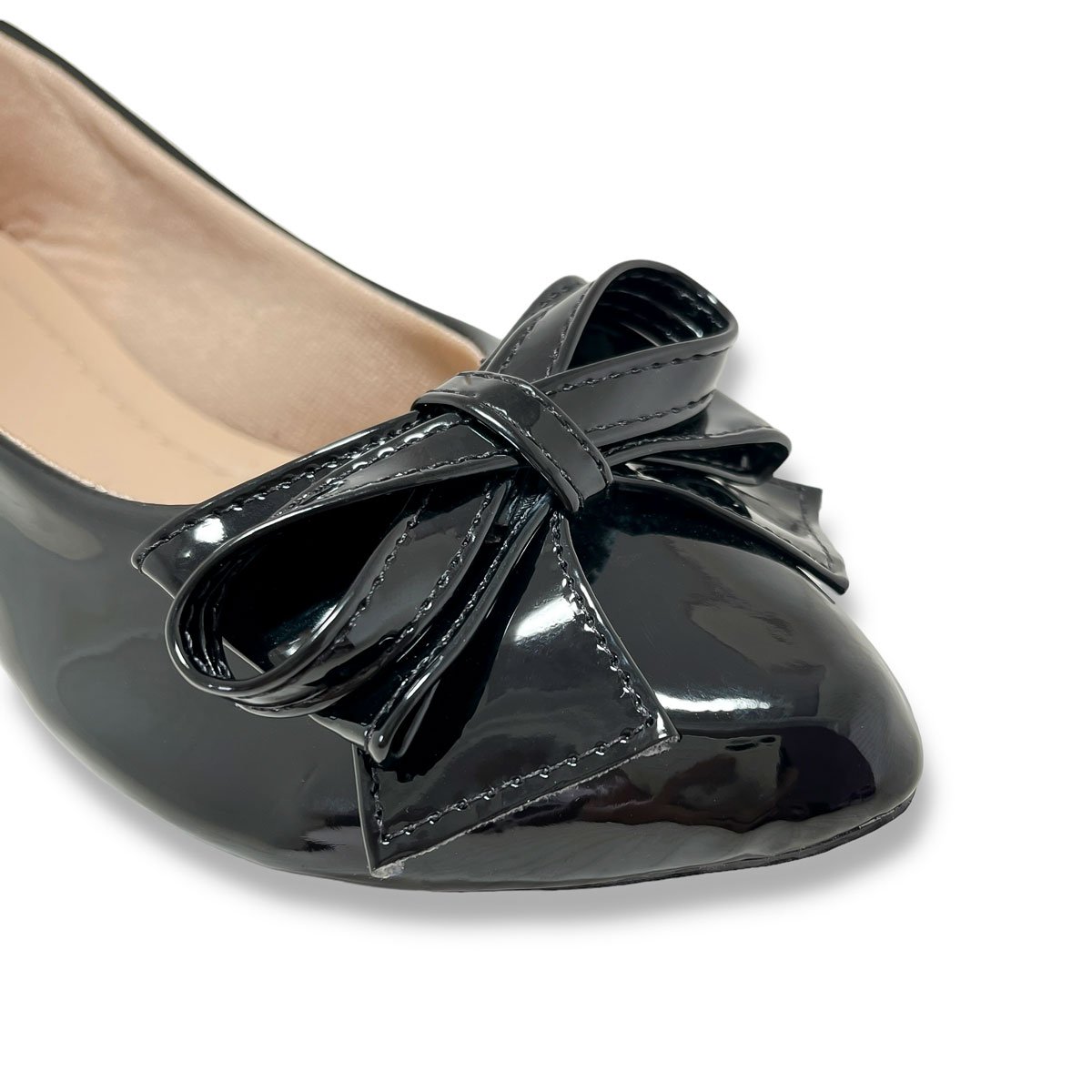 Sapatilha Feminina Bico Fino Preta Verniz com Laco Preto 4