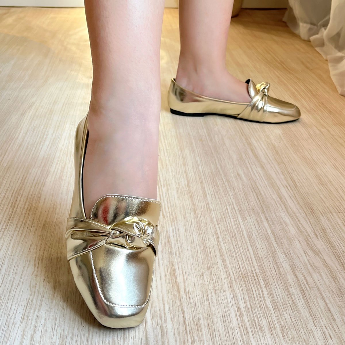 Mocassim Sapatilha Feminino Metalizado Bico Quadrado Detalhe No Dourado Dourado 3