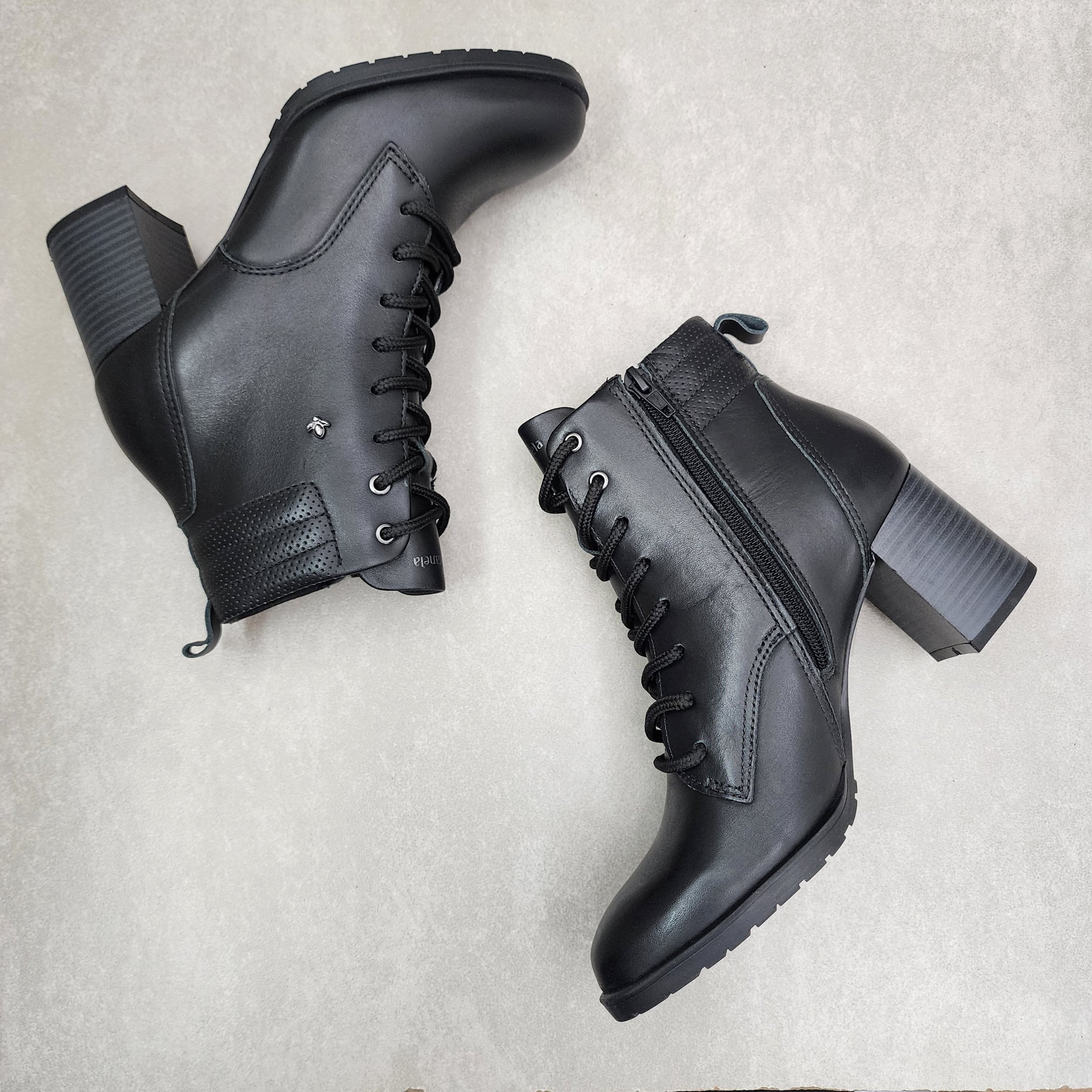 Bota Cravo e Canela Em Couro Com Salto Bloco - Preto Preto 2