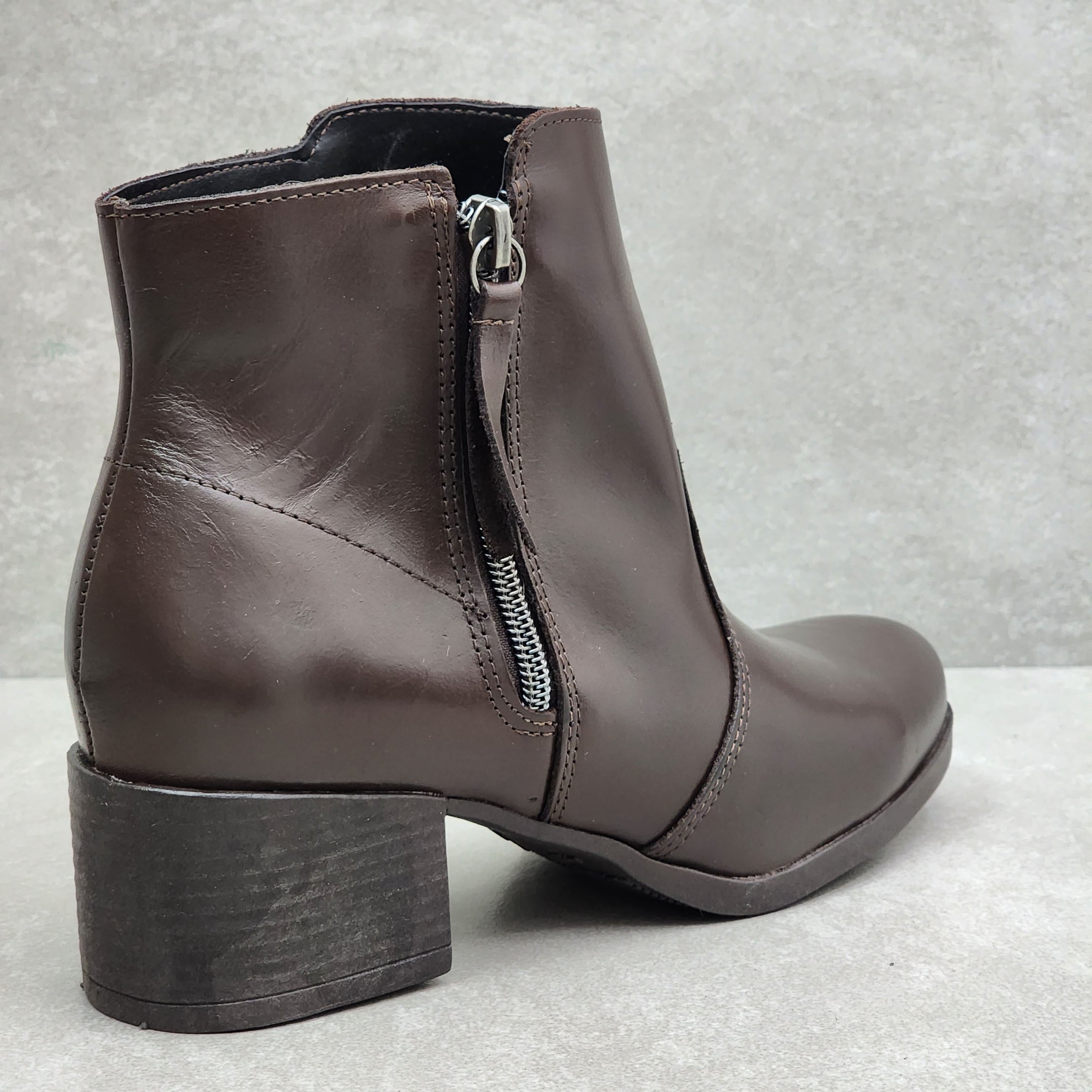 Bota Feminina Trilha da Lua Comfort Em Couro - Café Marrom 3
