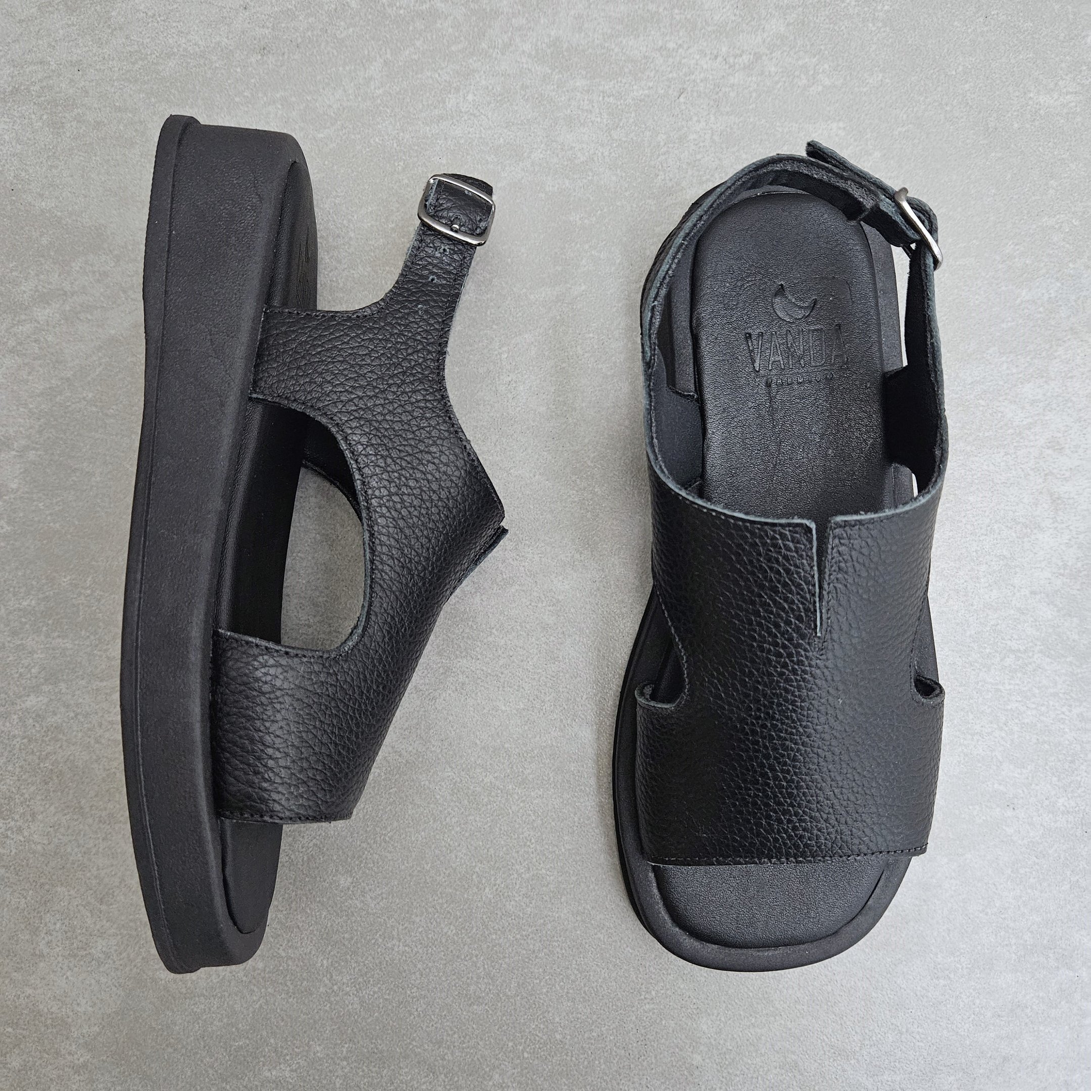 Sandália Feminina Zimbauê Flat Em Couro - Preto Preto 2