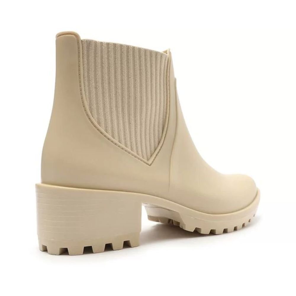 Bota Nude Chelsea Plástico Tratorada Bege 4