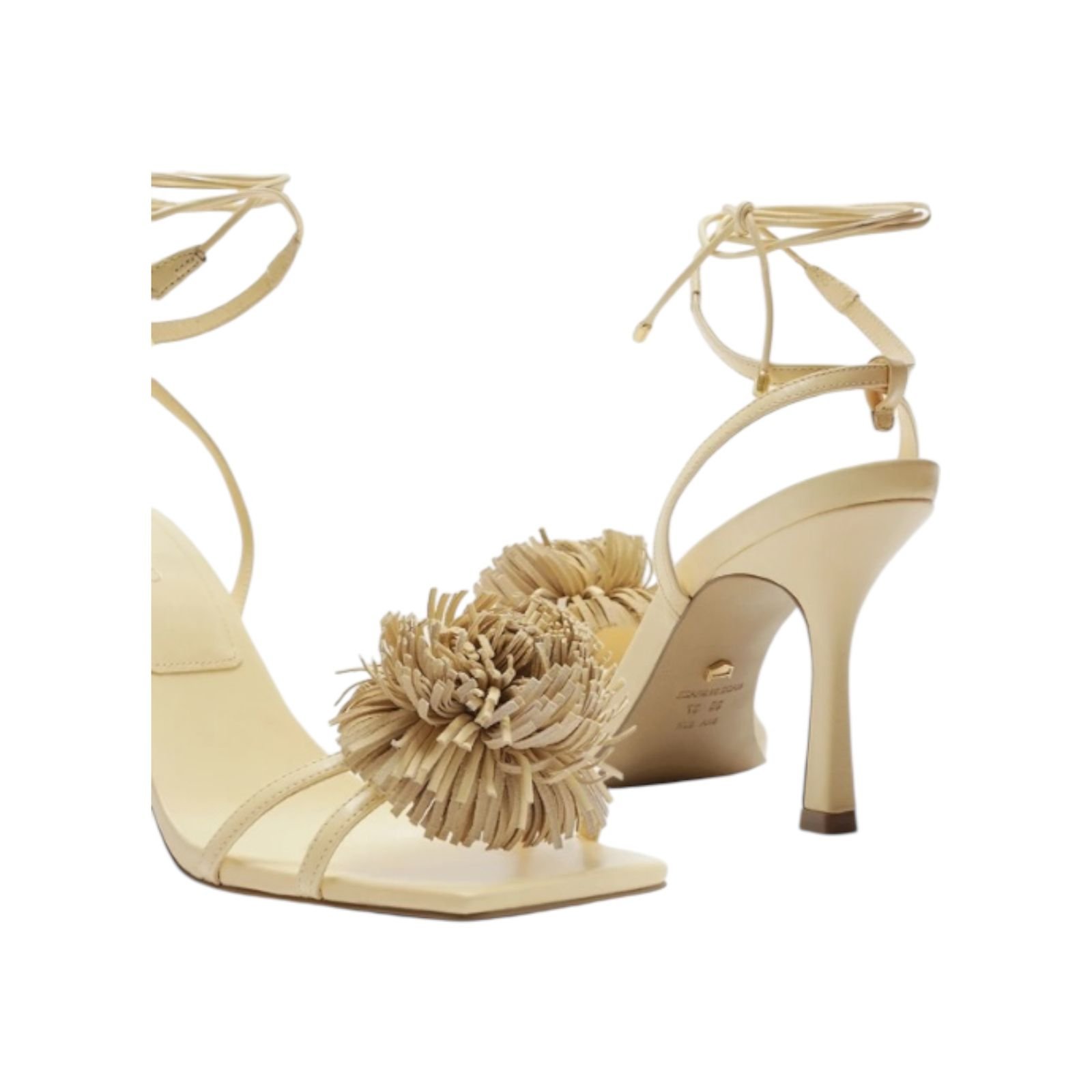 Sandália Feminina Arezzo Salto Fino Amarração Pompom Amarelo Amarelo 4