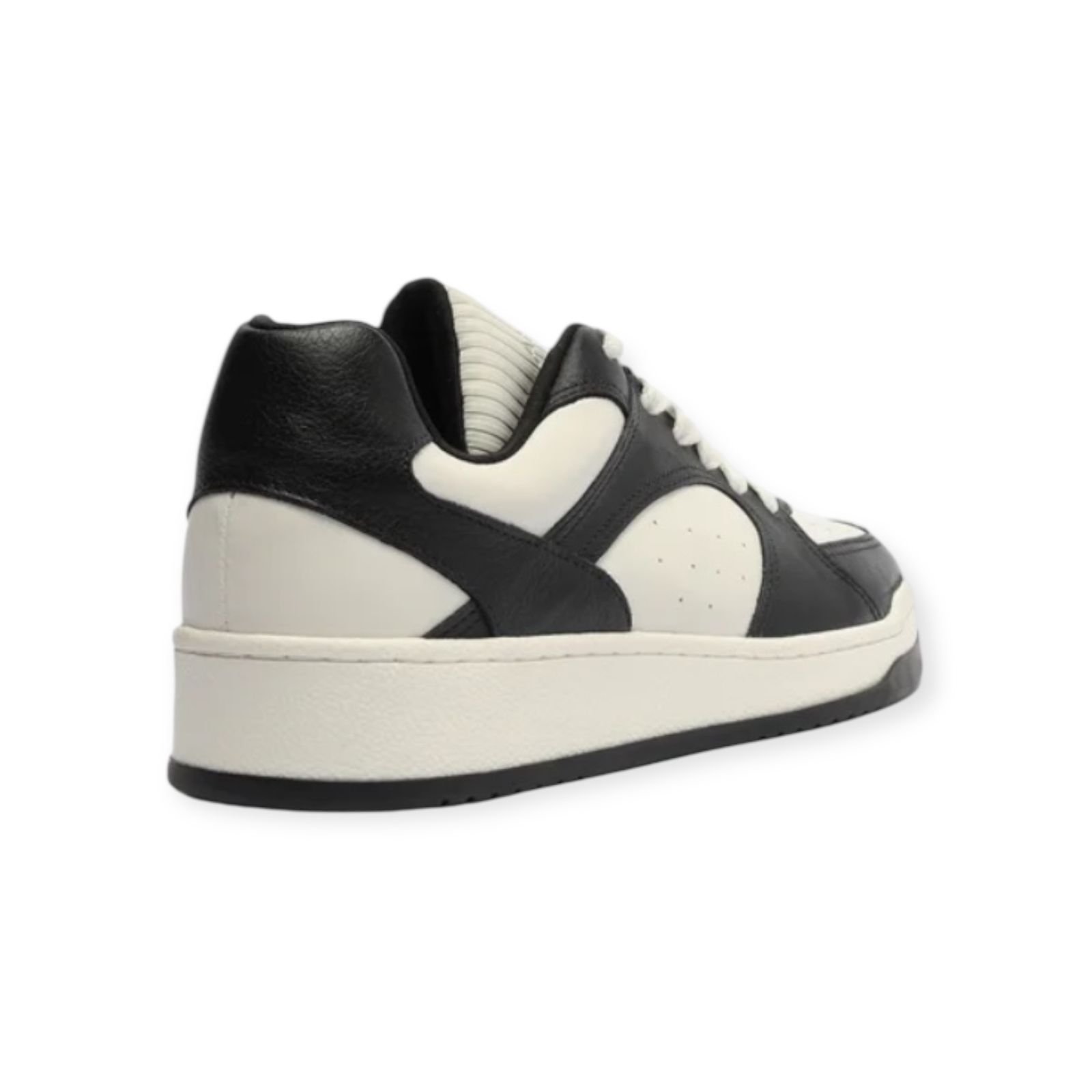Tênis Feminino Arezzo Couro Casual Urban Preto Preto/Branco 5