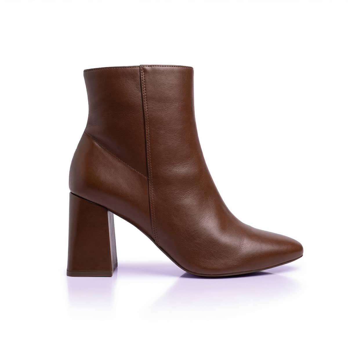 Bota Feminina Arezzo Couro Salto Médio Cano Curto A1196200010005 Marrom