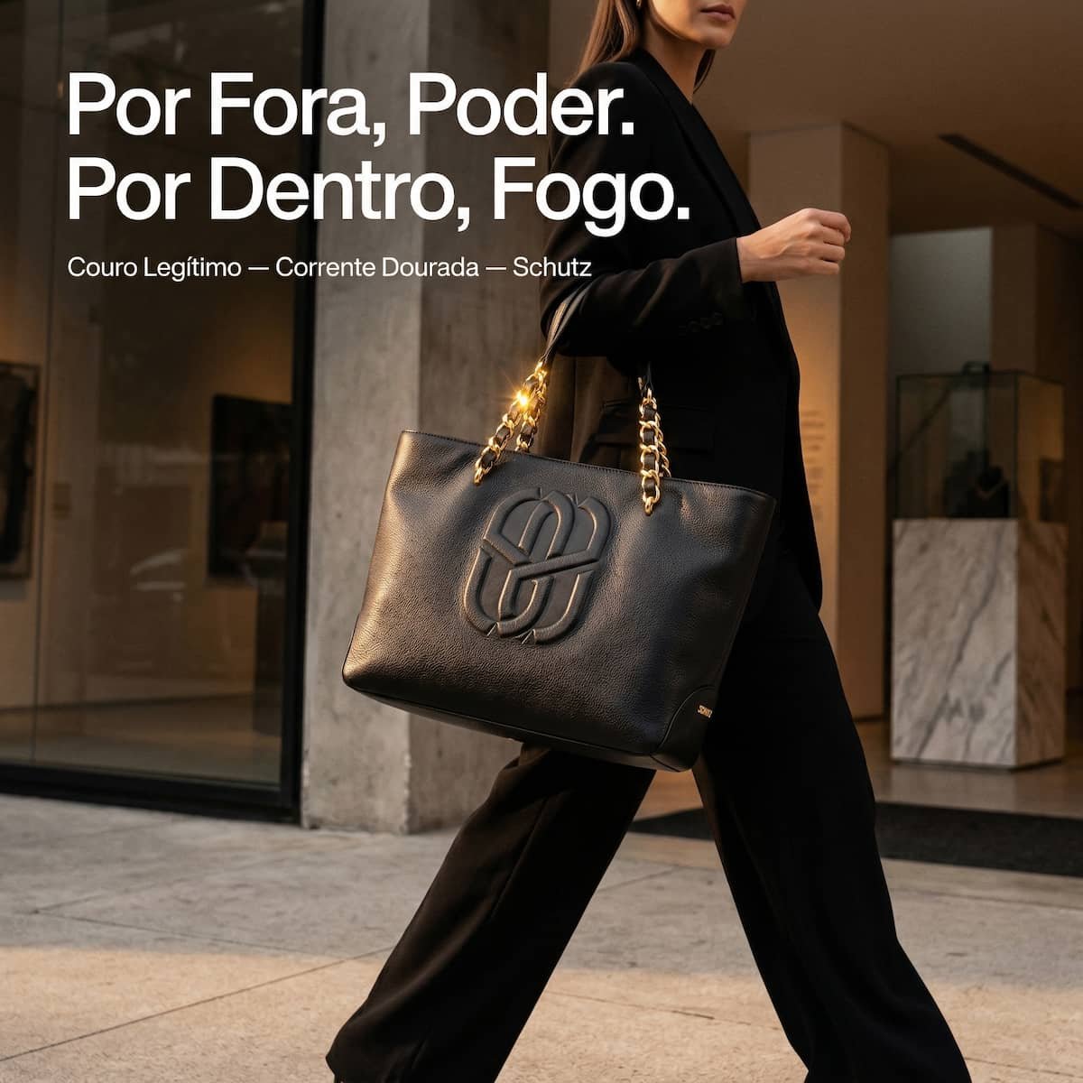 Bolsa Feminina Schutz Shopper Couro Corrente Dourada Monograma S50018320600004 Preto Preto 2