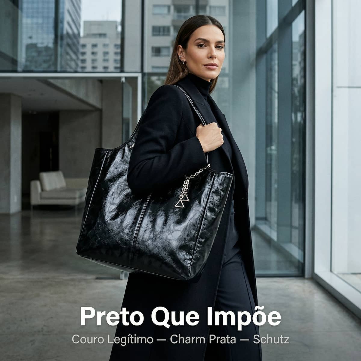 Bolsa Feminina Schutz Tote Couro Brilhoso Charm Triângulo S5001833430001 Preto Preto 3