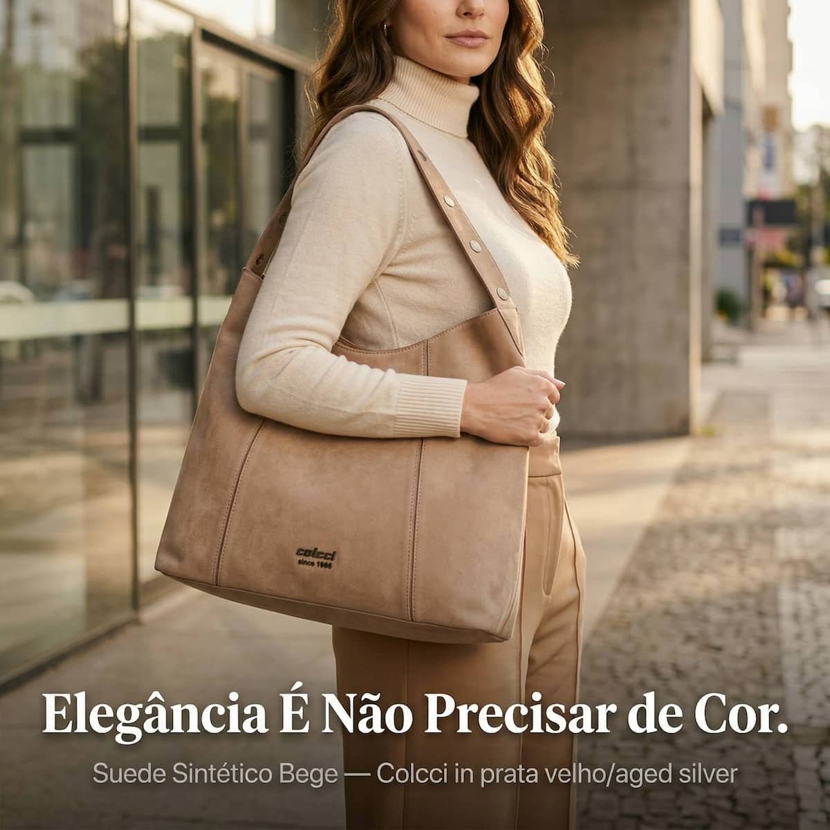 Bolsa Feminina Colcci Hobo Grande Suede Sintético Alça Ombro 090.01.12358.9 Bege Bege 5