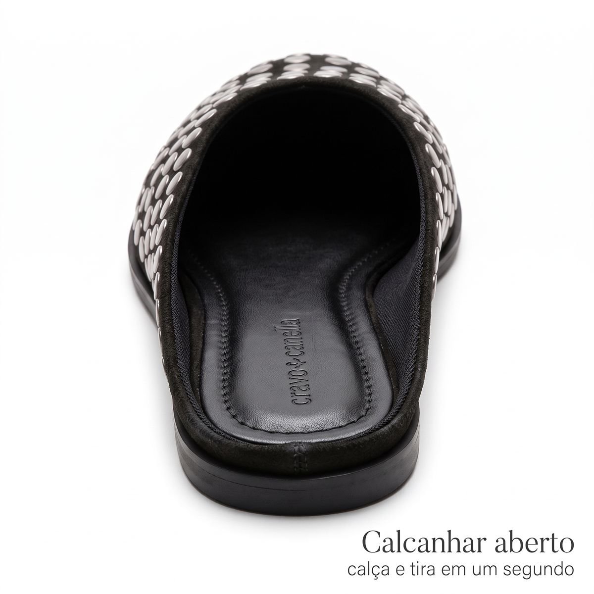 Mule Feminino Cravo e Canella Nobuck Tachas Metálicas Bico Fino 3083.3515CC-1 Preto Preto 4